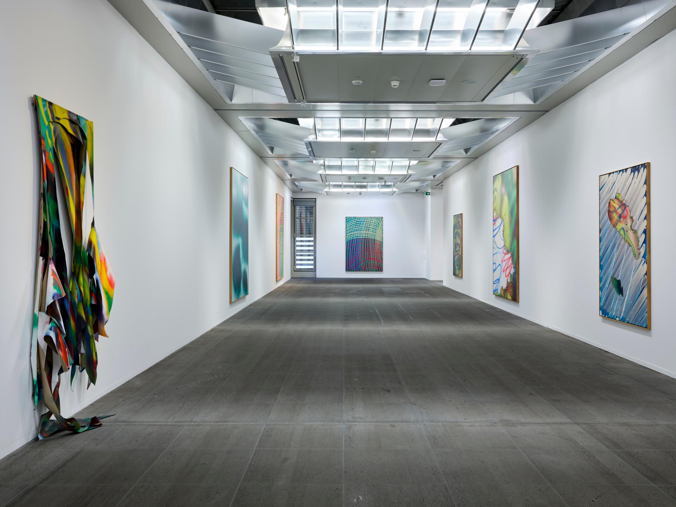 Exhibition View Katharina Grosse Solo Show «Studio Paintings, 1988 - 2022» at Kunstmuseum Bern, Berne, 2023 / Photo: Rolf Siegenthaler / Courtesy: the artist and Kunstmuseum Bern