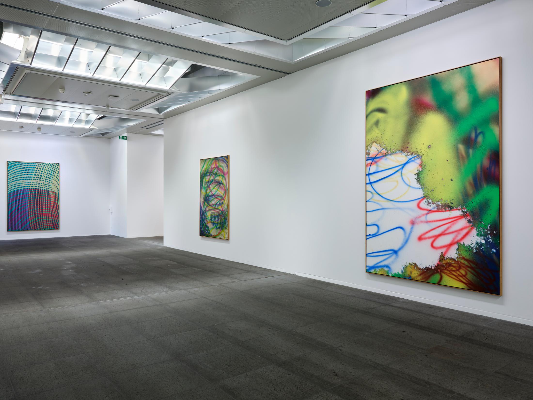 Exhibition View Katharina Grosse Solo Show «Studio Paintings, 1988 - 2022» at Kunstmuseum Bern, Berne, 2023 / Photo: Rolf Siegenthaler / Courtesy: the artist and Kunstmuseum Bern