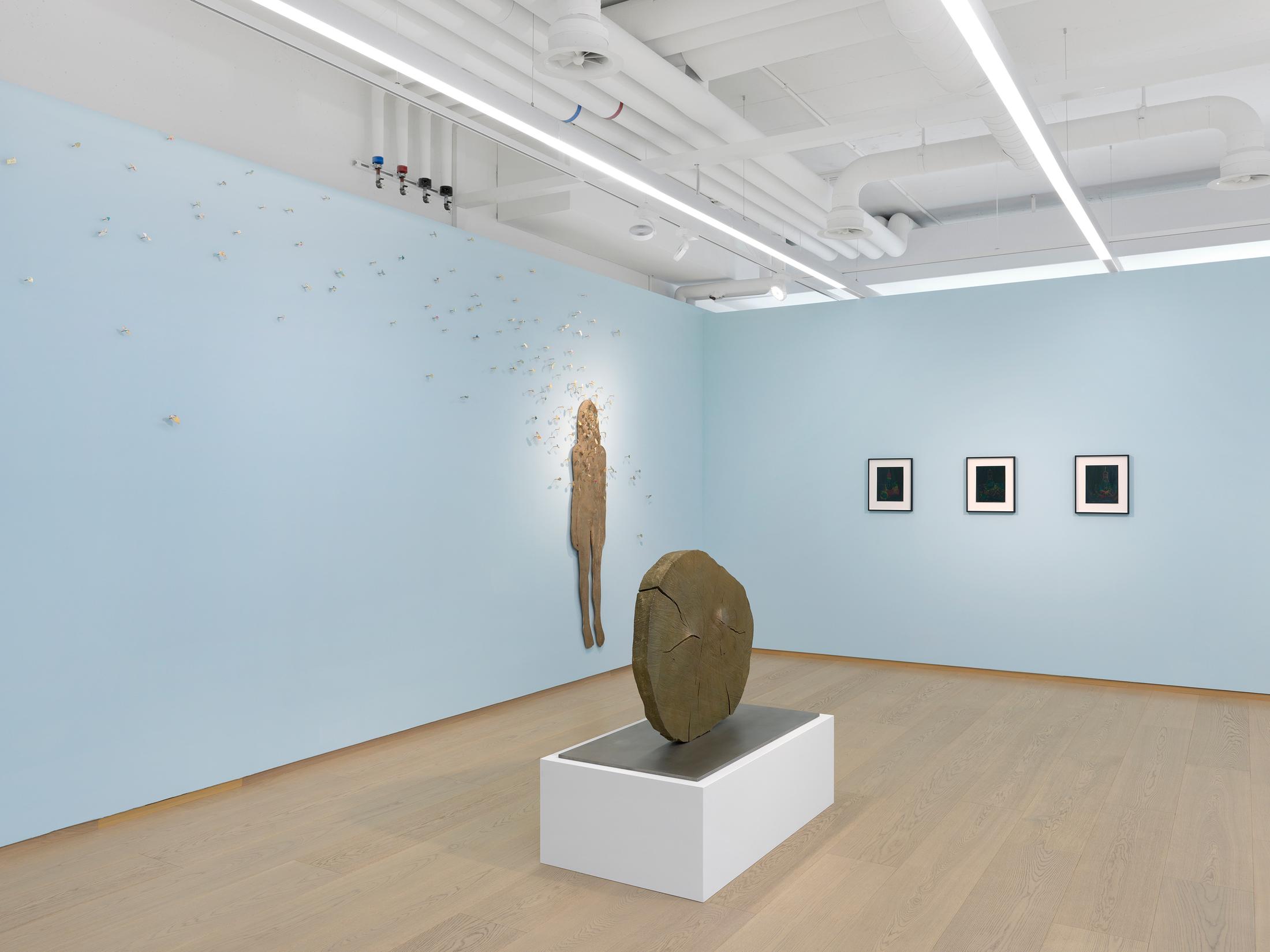 Exhibition View Kiki Smith Soloshow «Light» at Pace Gallery, Geneva, 2020 / Photo: Annik Wetter / © Kiki Smith / Courtesy: the artist and Pace Gallery