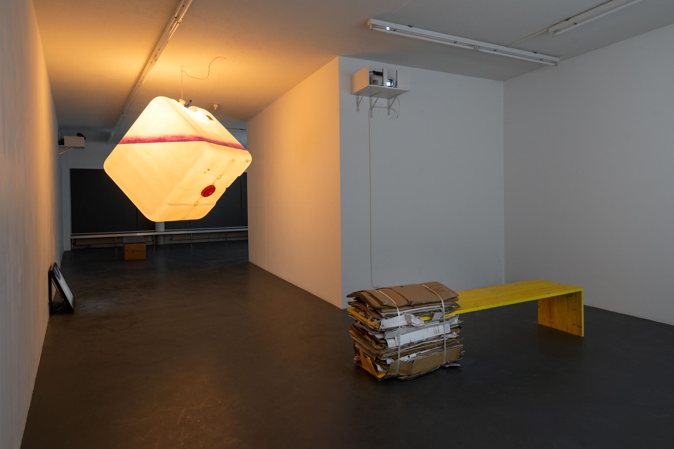 Exhibition View Klara Lidén Soloshow «Now Two Three» at Weiss Falk, Basel, 2019 / Photo: Flavio Karrer / Courtesy: the artist and Weiss Falk