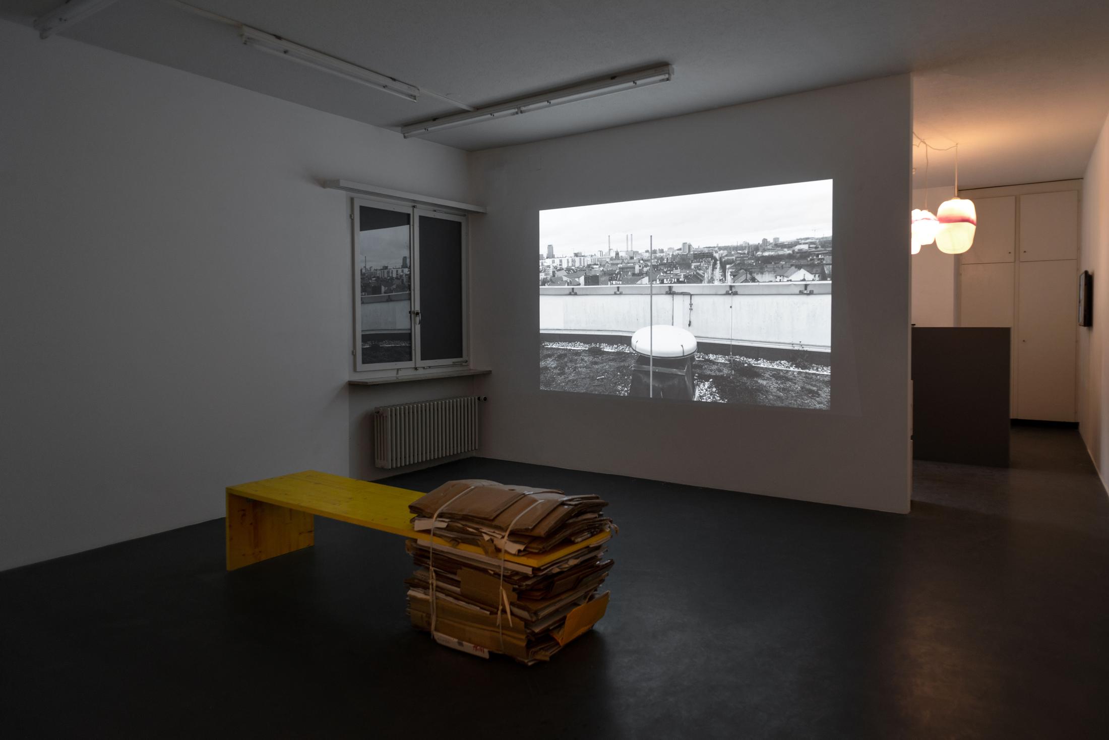 Exhibition View Klara Lidén Soloshow «Now Two Three» at Weiss Falk, Basel, 2019 / Photo: Flavio Karrer / Courtesy: the artist and Weiss Falk