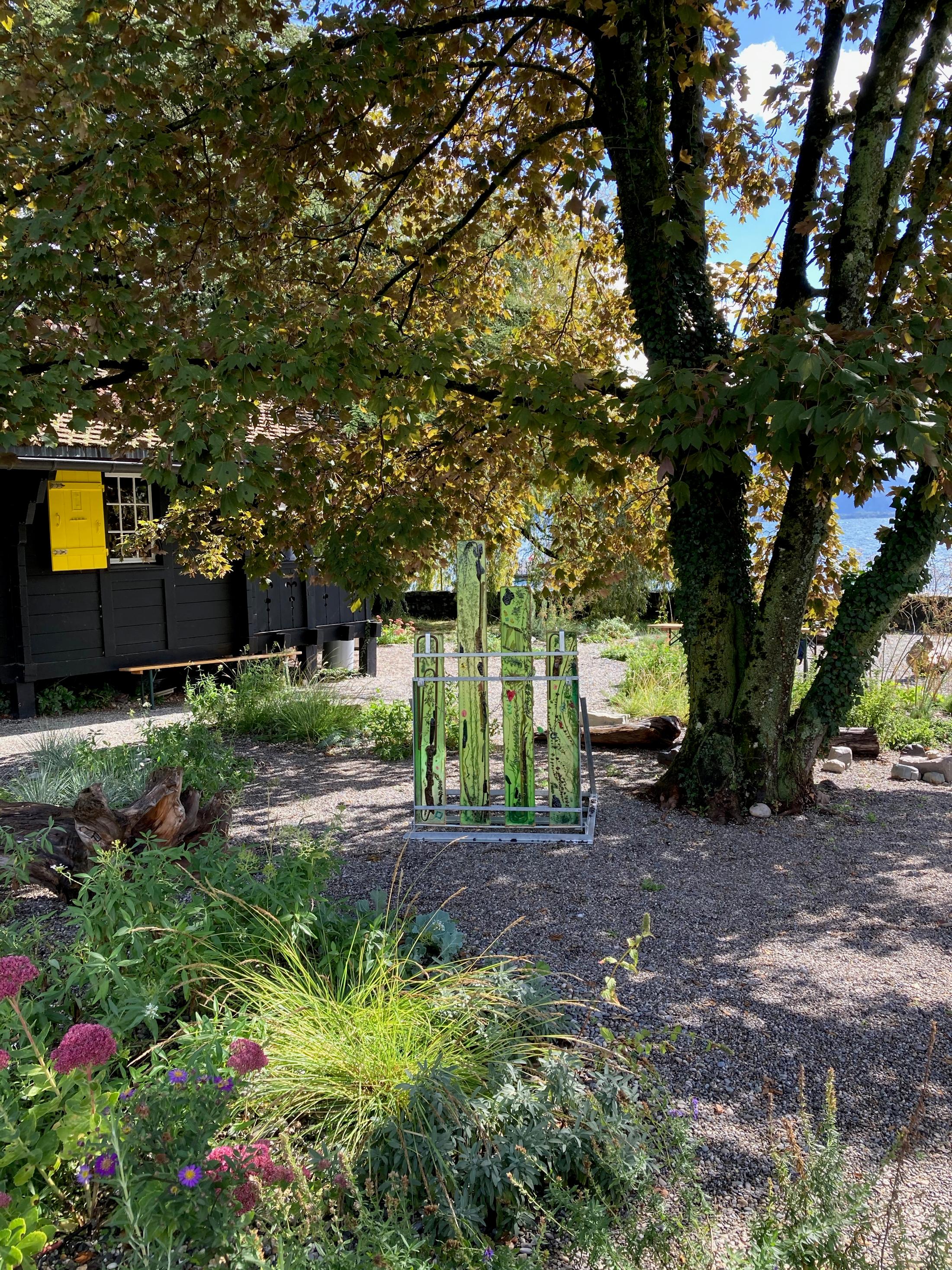 Exhibition View Groupshow «Modern Nature: An Hommage to Derek Jarman, part II; view on Anne-Laure Franchette, Grand Travaux Urbains, 2020» at La Becque, La Tour-de-Peilz, 2020 / Photo: Manon Briod / Courtesy: the artists and La Becque