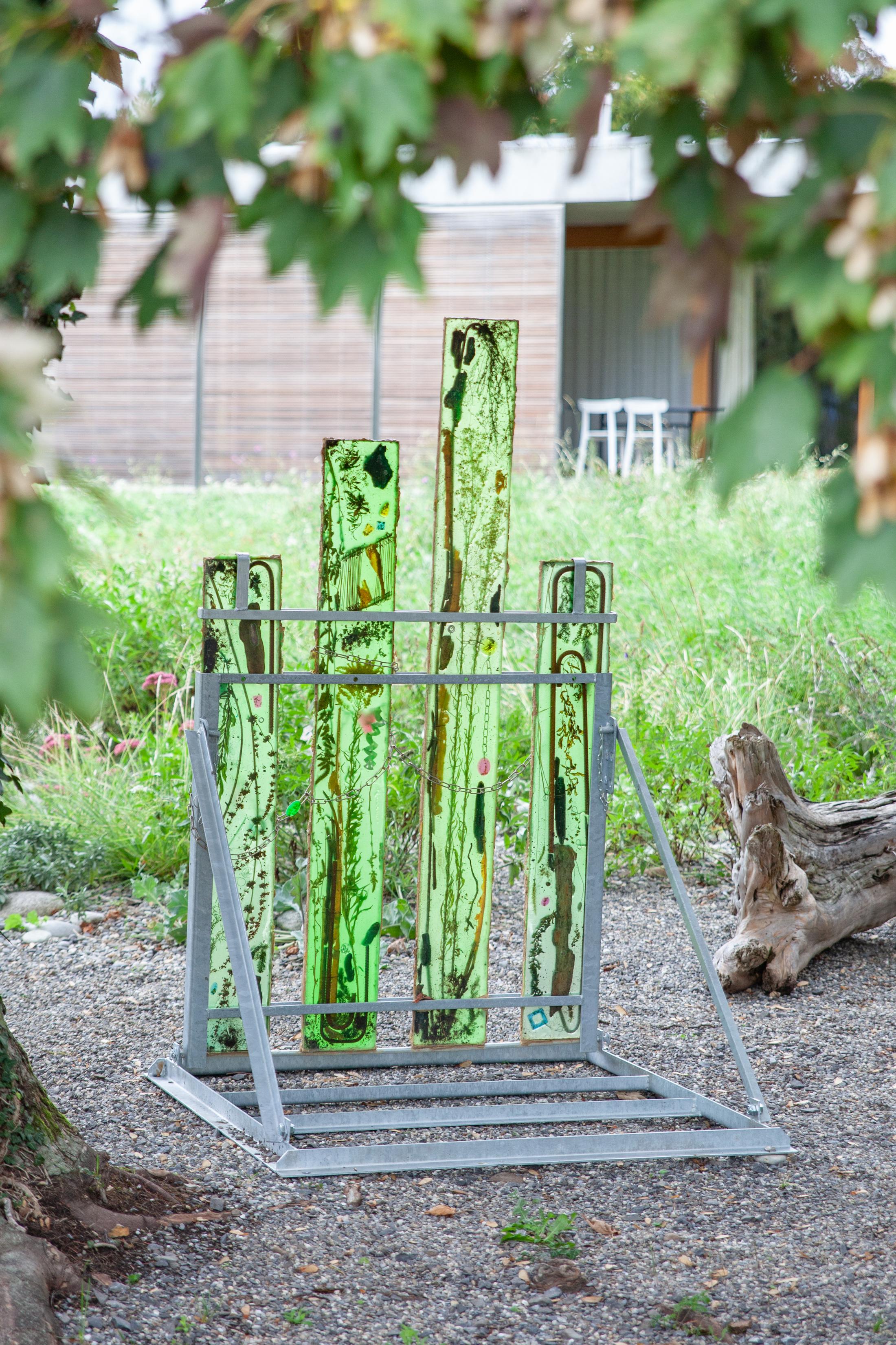 Exhibition View Groupshow «Modern Nature: An Hommage to Derek Jarman, part II; view on Anne-Laure Franchette, Grand Travaux Urbains, 2020» at La Becque, La Tour-de-Peilz, 2020 / Photo: Diana Martin / Courtesy: the artists and La Becque