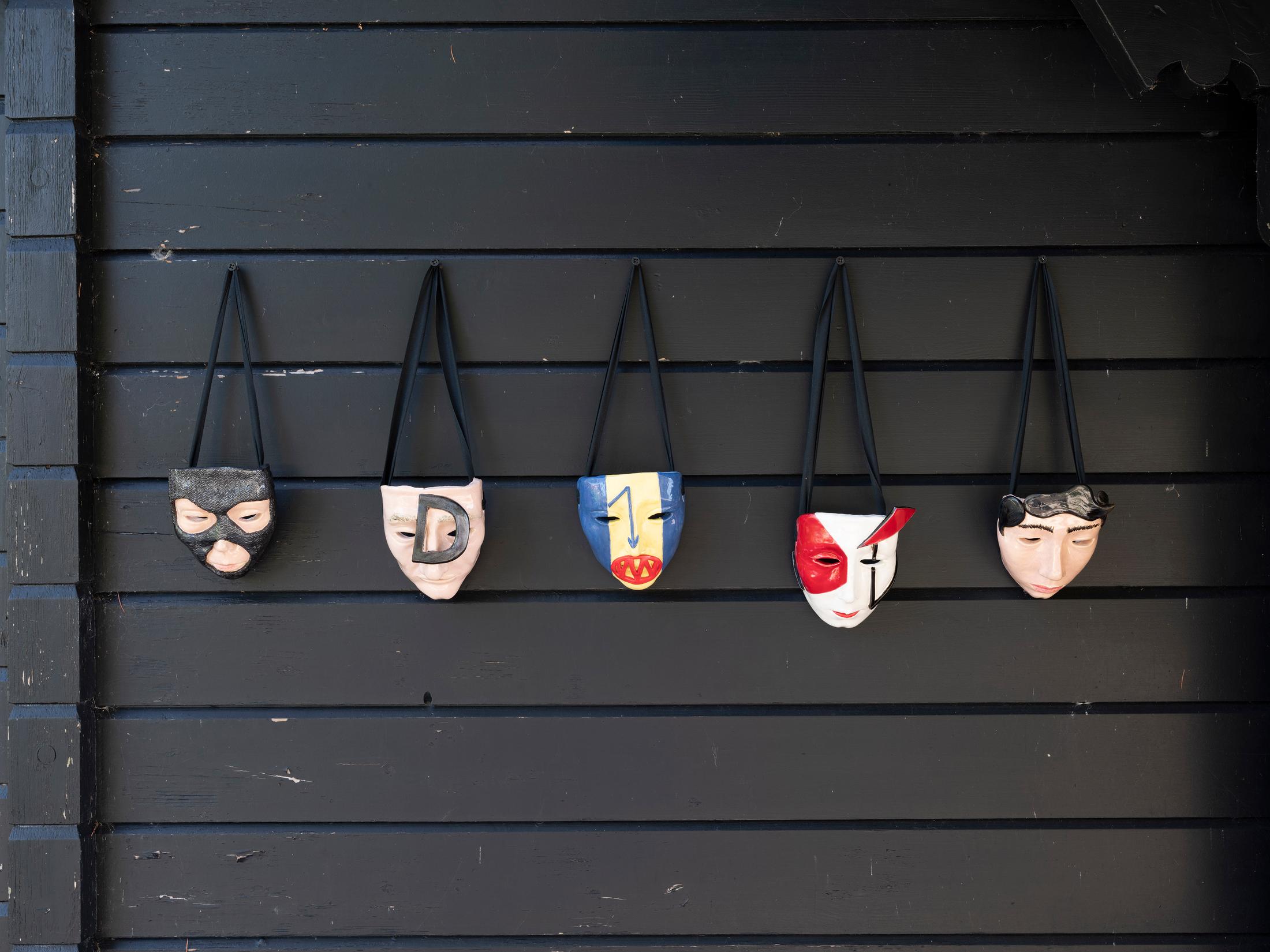 Exhibition View Groupshow «Modern Nature: An Hommage to Derek Jarman, part II; view on Julie Monot, Invoke to Evoke, 2019» at La Becque, La Tour-de-Peilz, 2020 / Photo: Julien Gremaud / Courtesy: the artists and La Becque