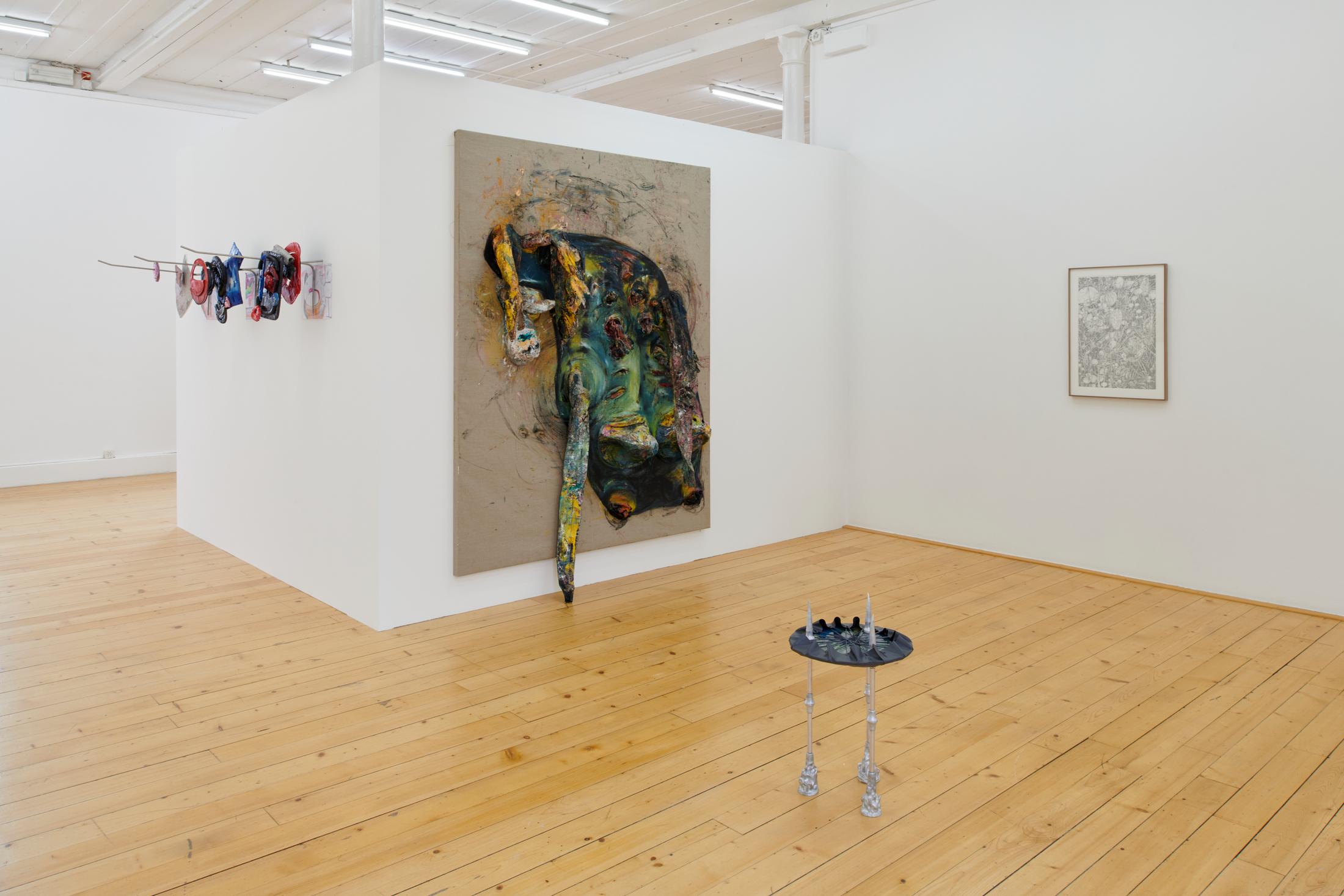 Exhibition View Group Show «La main-pleur» at Kunsthalle Friart, Fribourg, 2022-2023 / Photo: Guillaume Python / Courtesy: the artists and Kunsthalle Friart
