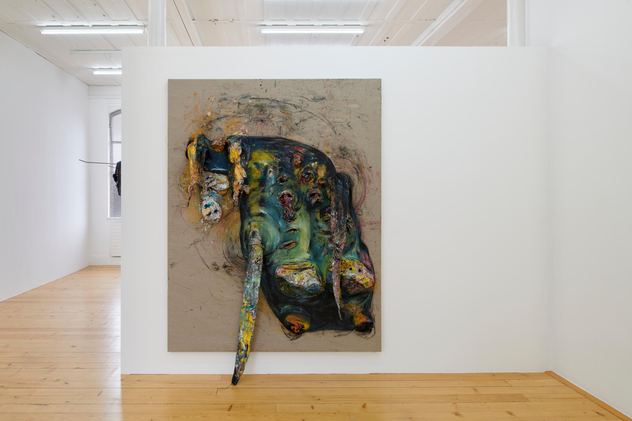 Exhibition View Group Show «La main-pleur» at Kunsthalle Friart, Fribourg, 2022-2023 / Photo: Guillaume Python / Courtesy: the artists and Kunsthalle Friart