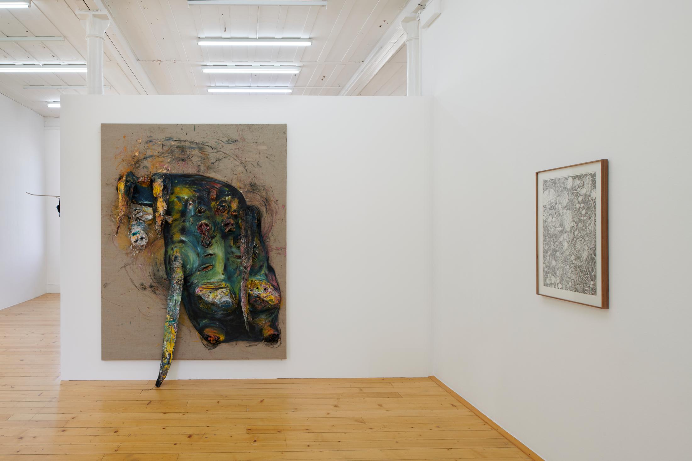 Exhibition View Group Show «La main-pleur» at Kunsthalle Friart, Fribourg, 2022-2023 / Photo: Guillaume Python / Courtesy: the artists and Kunsthalle Friart
