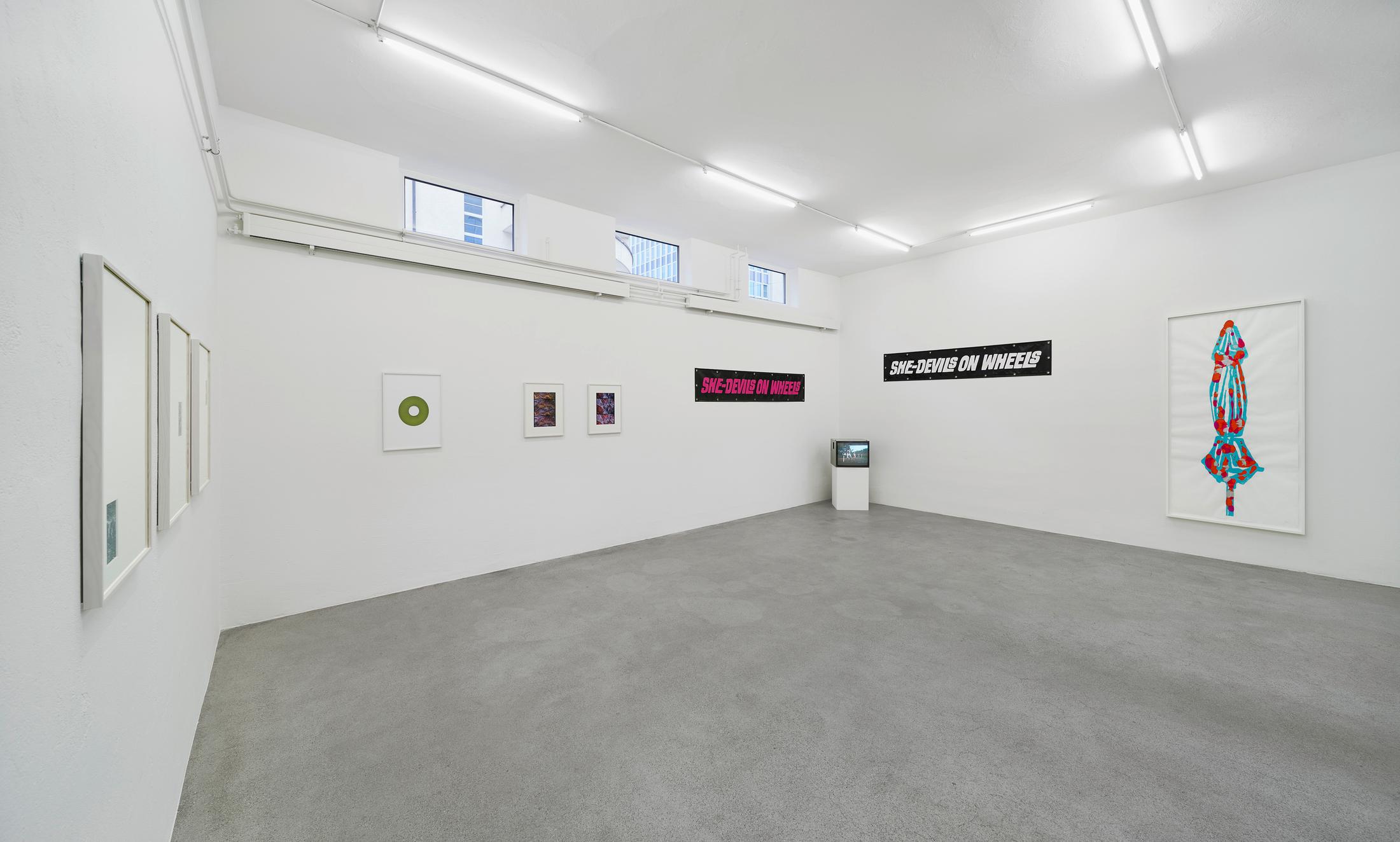 Exhibition View Groupshow «La metamorphose de l'art imprime» at VFO, Zurich, 2019 / Photo: Bernhard Strauss / Courtesy: the artist and VFO, Zurich
