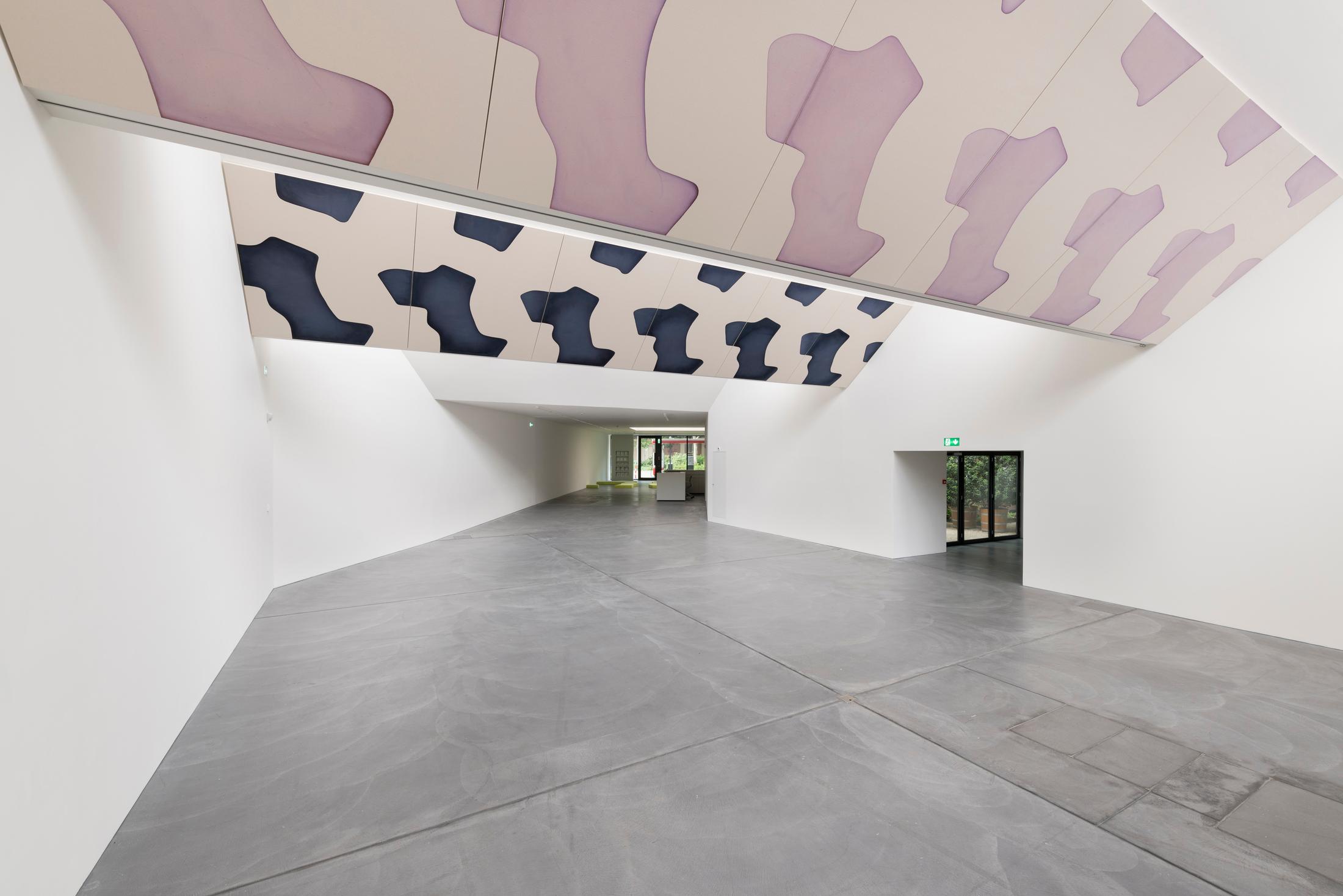 Exhibition View Landon Metz "Feels So Right Now" at von Bartha, Basel / Photo: Andreas Zimmermann / Courtesy: von Bartha