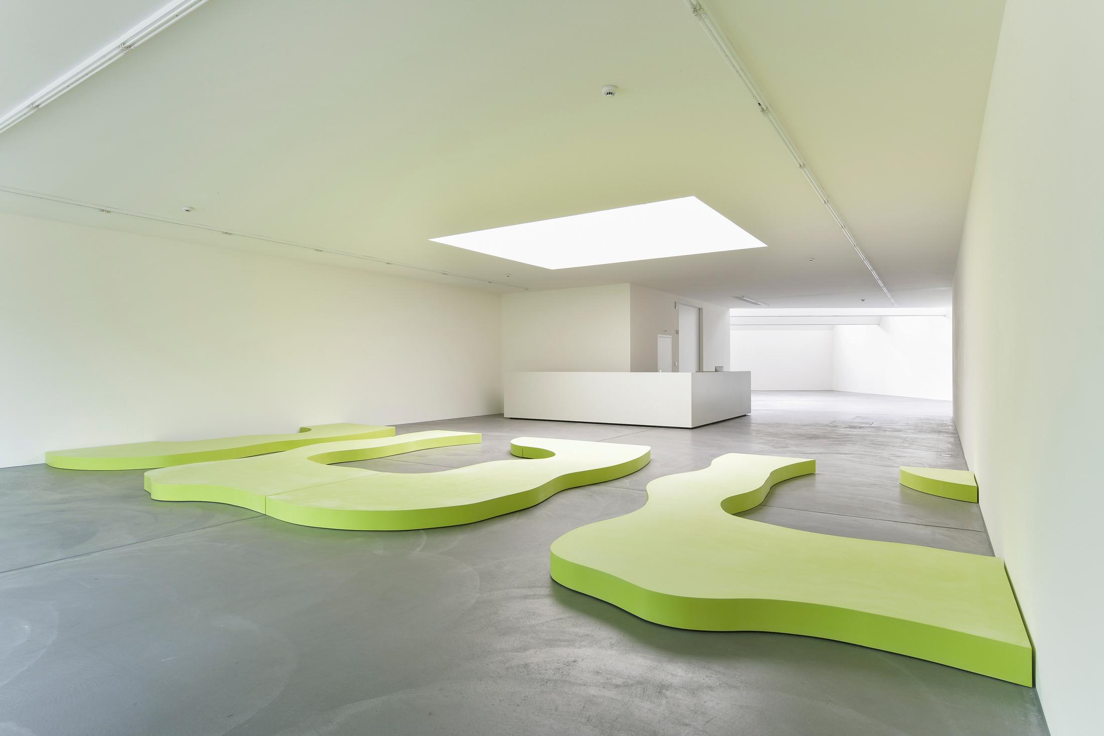 Exhibition View Landon Metz "Feels So Right Now" at von Bartha, Basel / Photo: Andreas Zimmermann / Courtesy: von Bartha