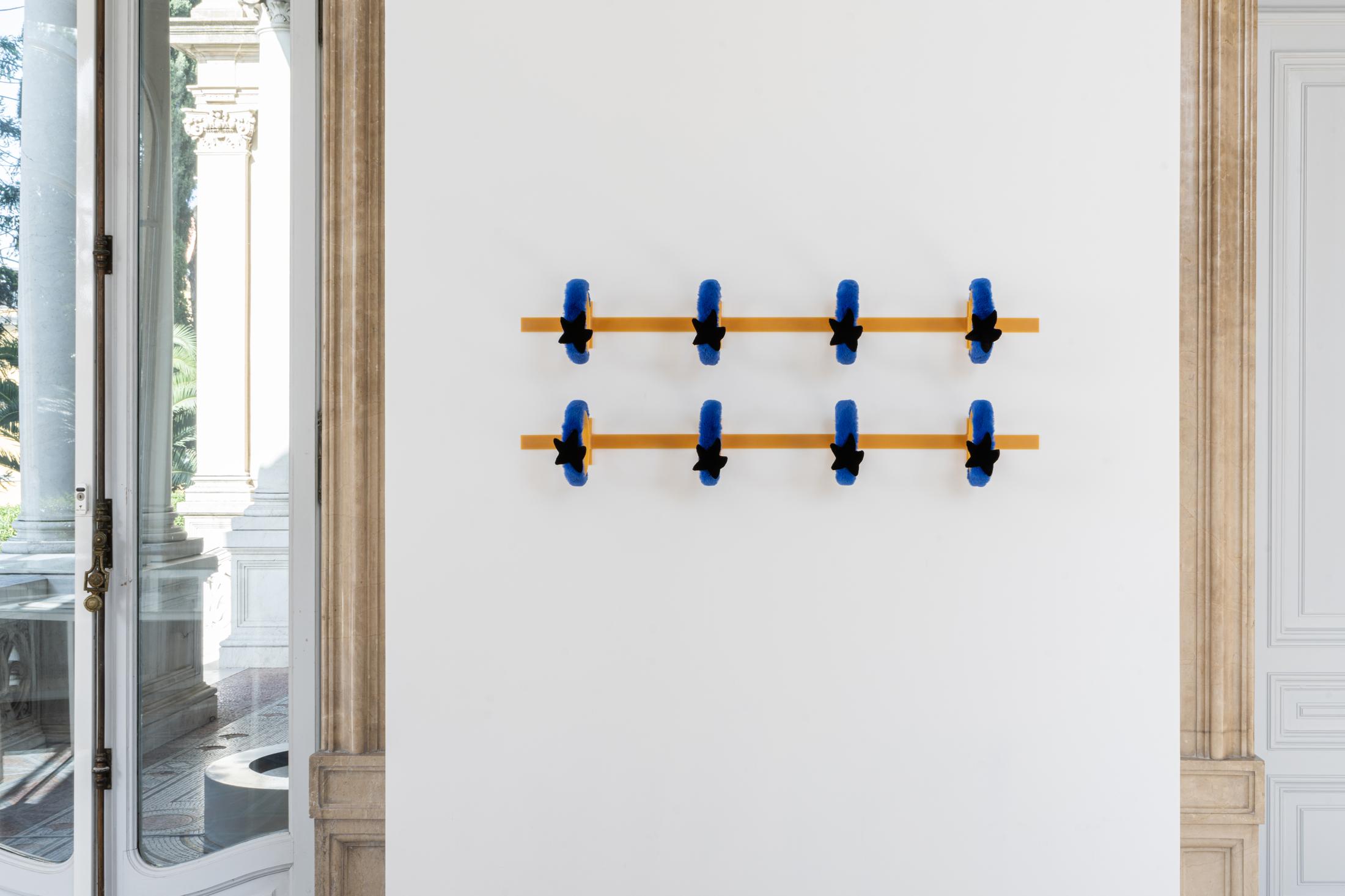 Exhibition View Group Show «L'arcobaleno riposa sulla strada; view on Miriam Laura Leonardi, Tonsure Nuova 4-8, 2022, faux rabbit fur, silk velvet, resin, 4 sculptures, each piece 110 × 22 × 22 cm» at Istituto Svizzero, Rome, 2022-2023 / Photo: OKNOstudio, Ela Bialkowska / Courtesy: the artist and Istituto Svizzero