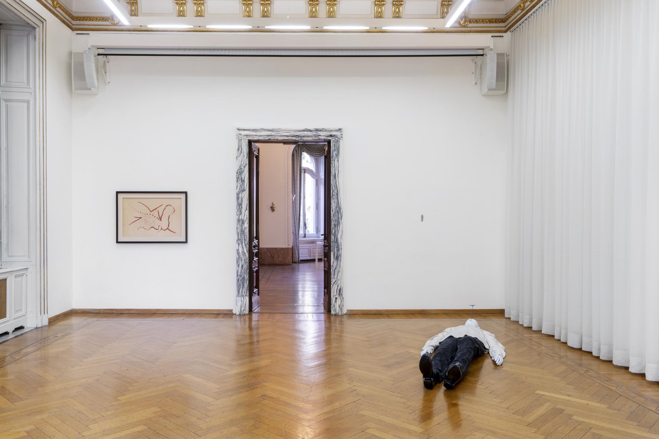 Exhibition View Group Show «L'arcobaleno riposa sulla strada» at Istituto Svizzero, Rome, 2022-2023 / Photo: OKNOstudio, Ela Bialkowska / Courtesy: the artists and Istituto Svizzero