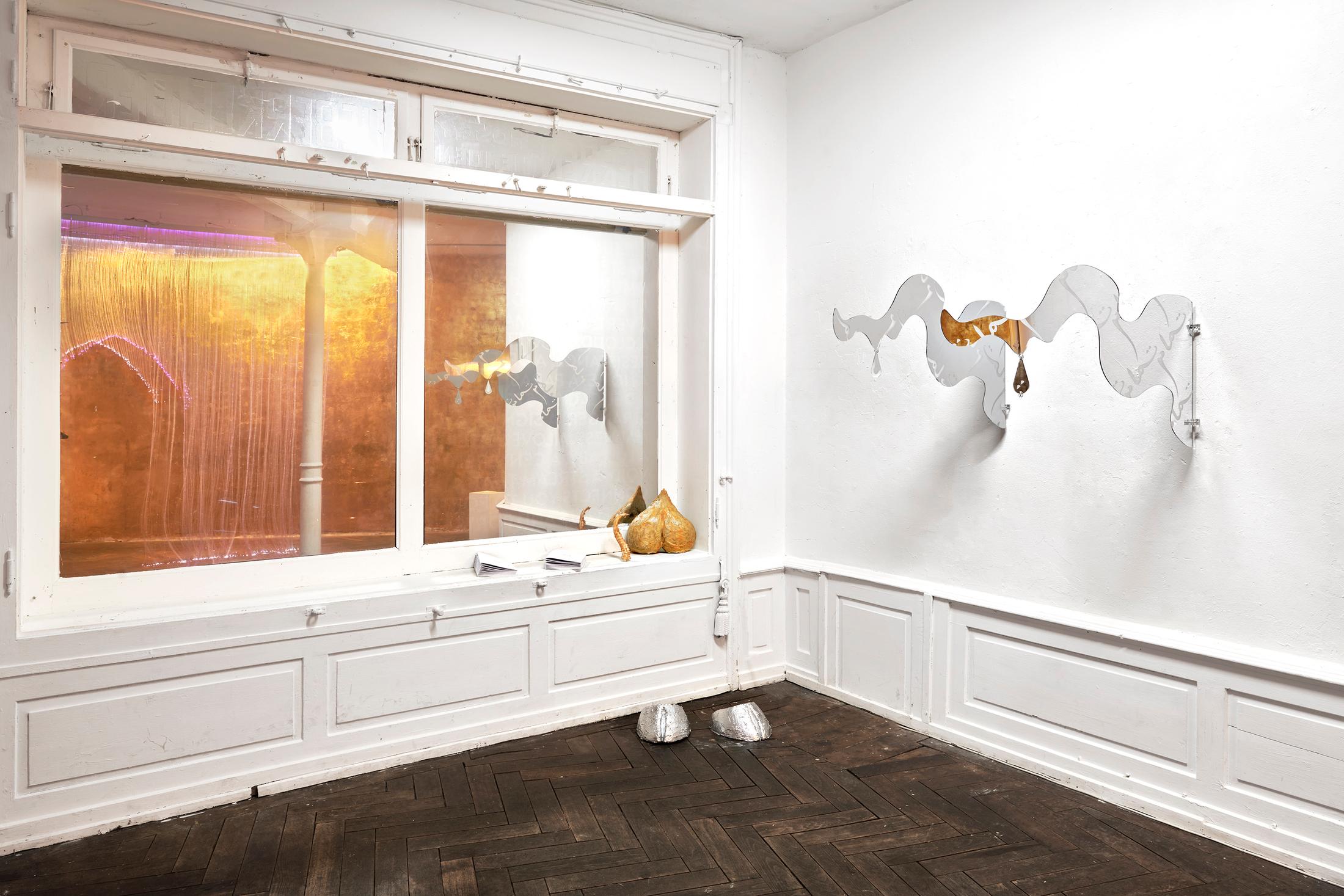 Exhibition View Ruba Al-Sweel, Persia Beheshti, Shamiran Istifan, Collaborative Show «Law & Order» at Kulturfolger, Zurich, 2021 / Photo: Anna Maysuk / Courtesy: the artists and Kulturfolger