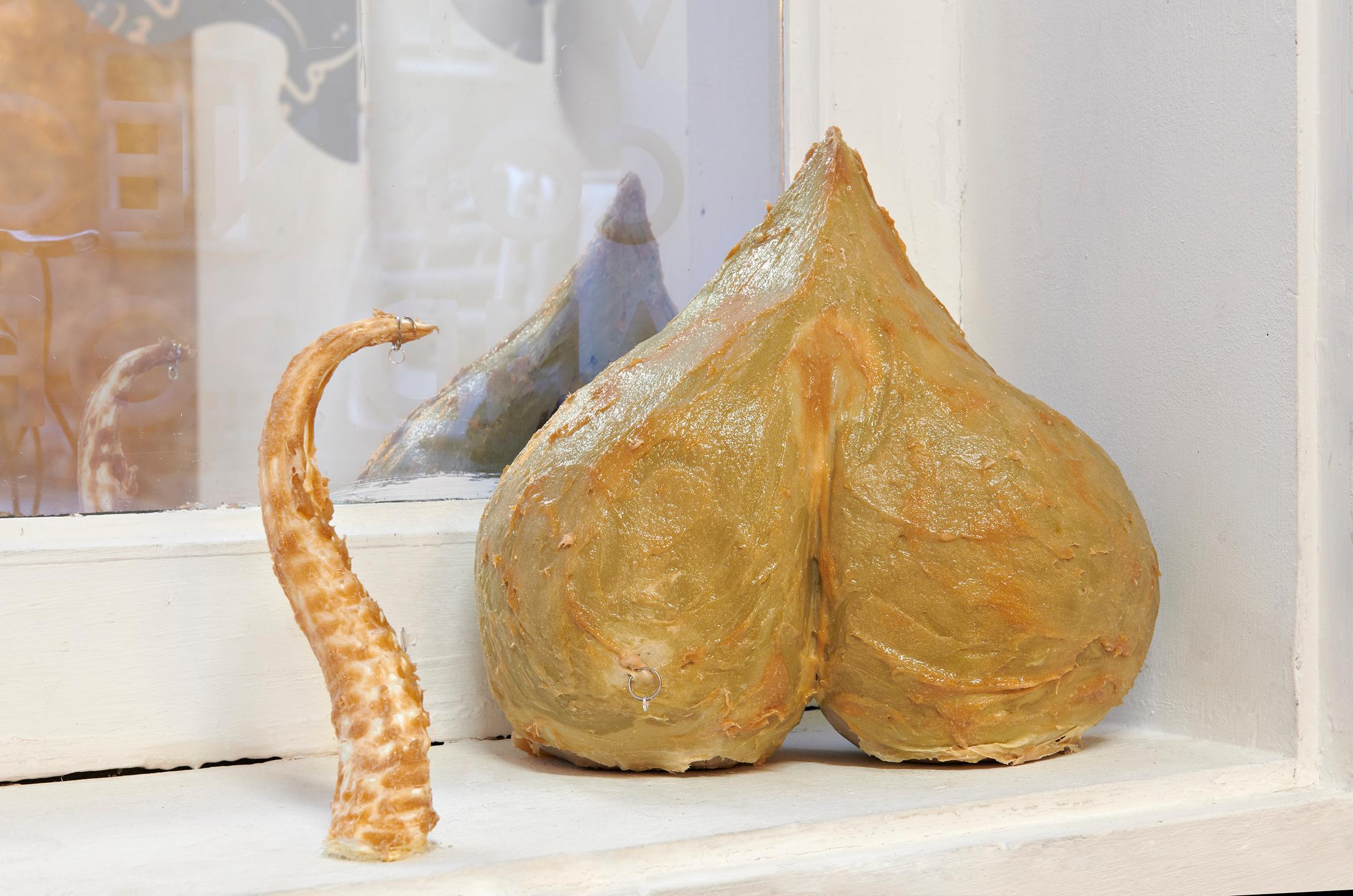 Exhibition View Ruba Al-Sweel, Persia Beheshti, Shamiran Istifan, Collaborative Show «Law & Order» at Kulturfolger, Zurich, 2021 / Photo: Anna Maysuk / Courtesy: the artists and Kulturfolger