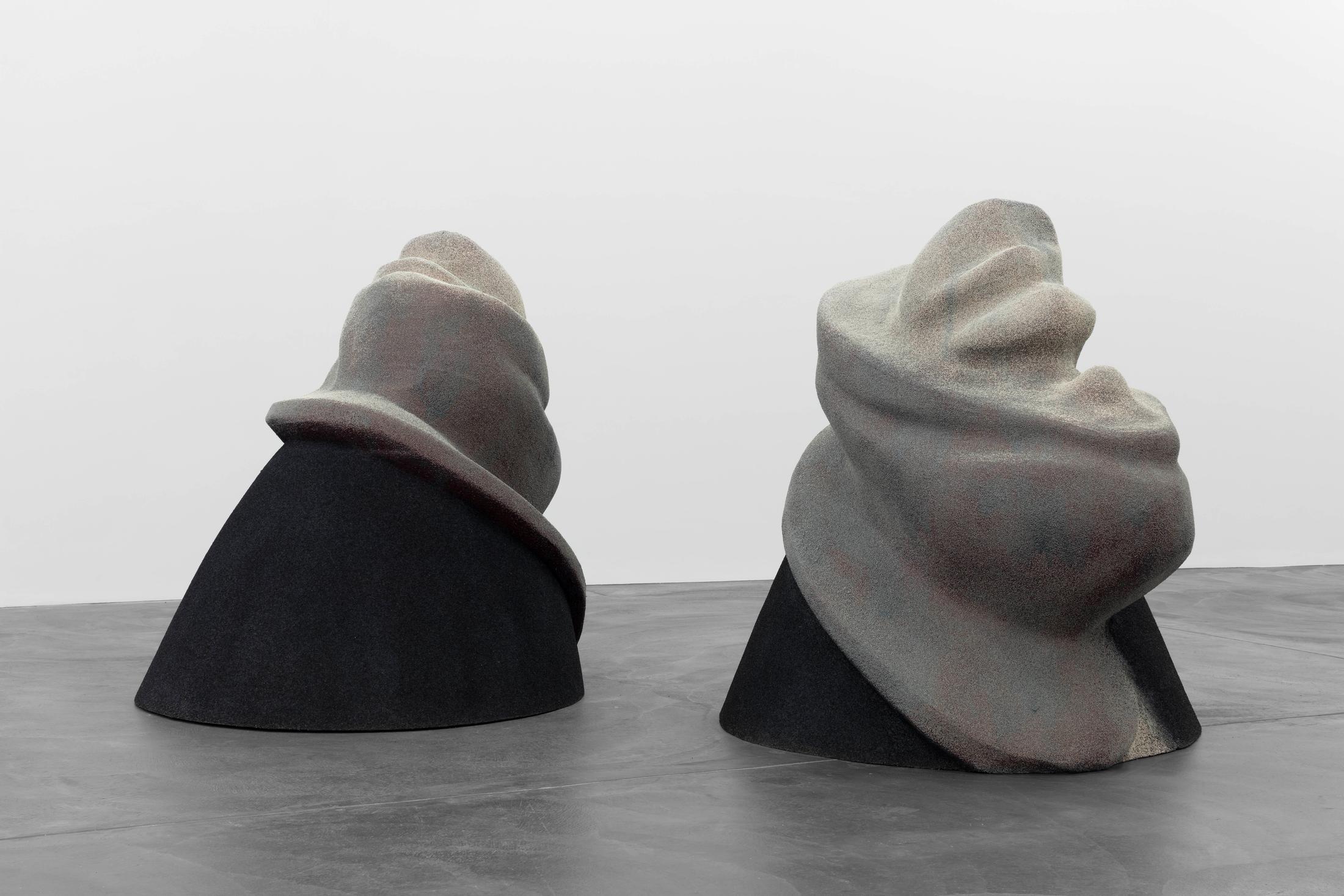 Exhibition view, Lena Henke „An Idea of Late German Sculpture; To the People of New York, 2018“, Kunsthalle Zürich, 2018 / Photo: Gunnar Meier Photography