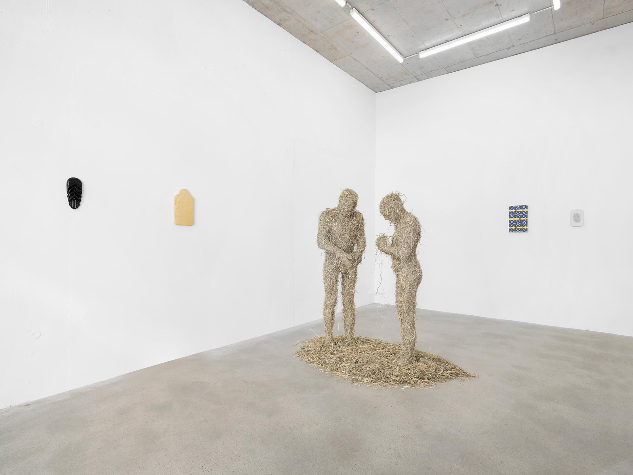 Exhibition View Leonard von Muralt Solo Show «It's later than you think» at Galerie Heinzer Reszler, Fribourg, 2022 / Photo: Julien Gremaud / Courtesy: the artist and Heinzer Reszler Gallery