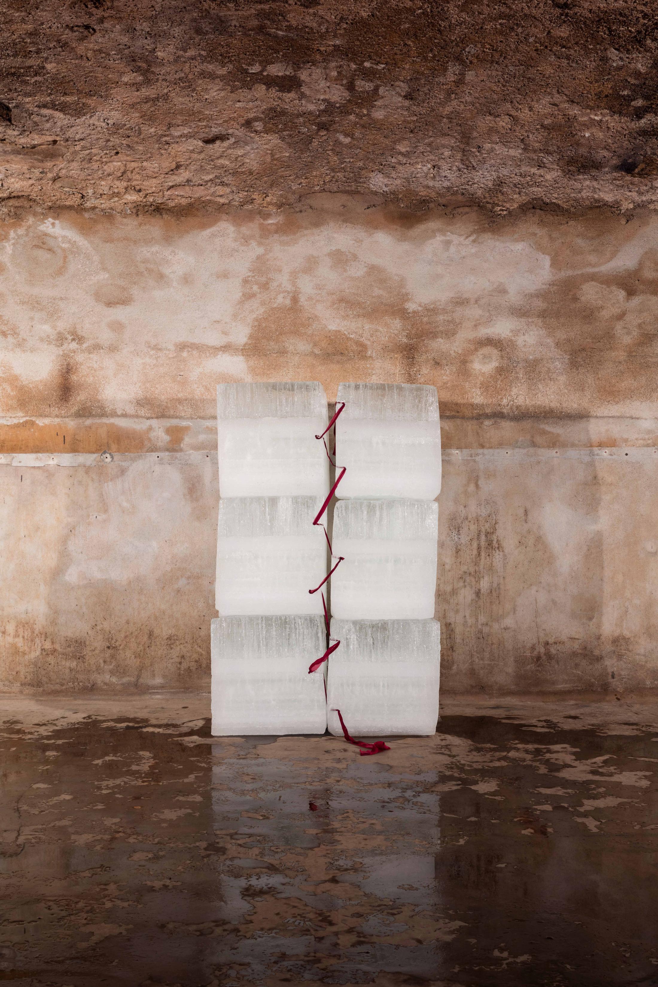 Exhibition View Li Gao Soloshow «Half and Half» at Stalla Madulain, Madulain, 2020 / Photo: Paulo Ricardo dos Santos Sousa / Courtesy: the artist and Stalla Madulain