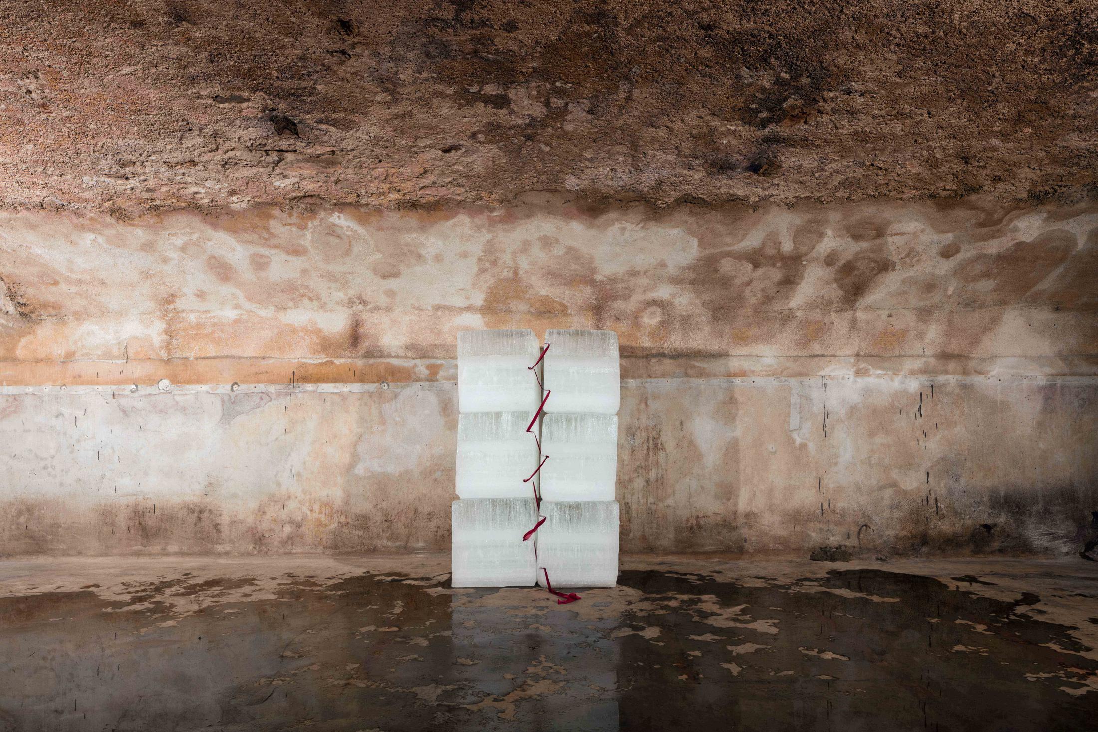 Exhibition View Li Gao Soloshow «Half and Half» at Stalla Madulain, Madulain, 2020 / Photo: Paulo Ricardo dos Santos Sousa / Courtesy: the artist and Stalla Madulain