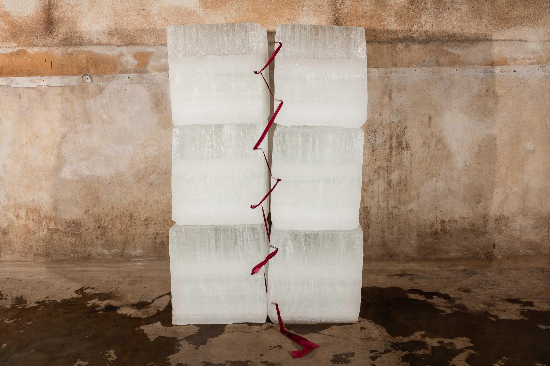 Exhibition View Li Gao Soloshow «Half and Half» at Stalla Madulain, Madulain, 2020 / Photo: Paulo Ricardo dos Santos Sousa / Courtesy: the artist and Stalla Madulain