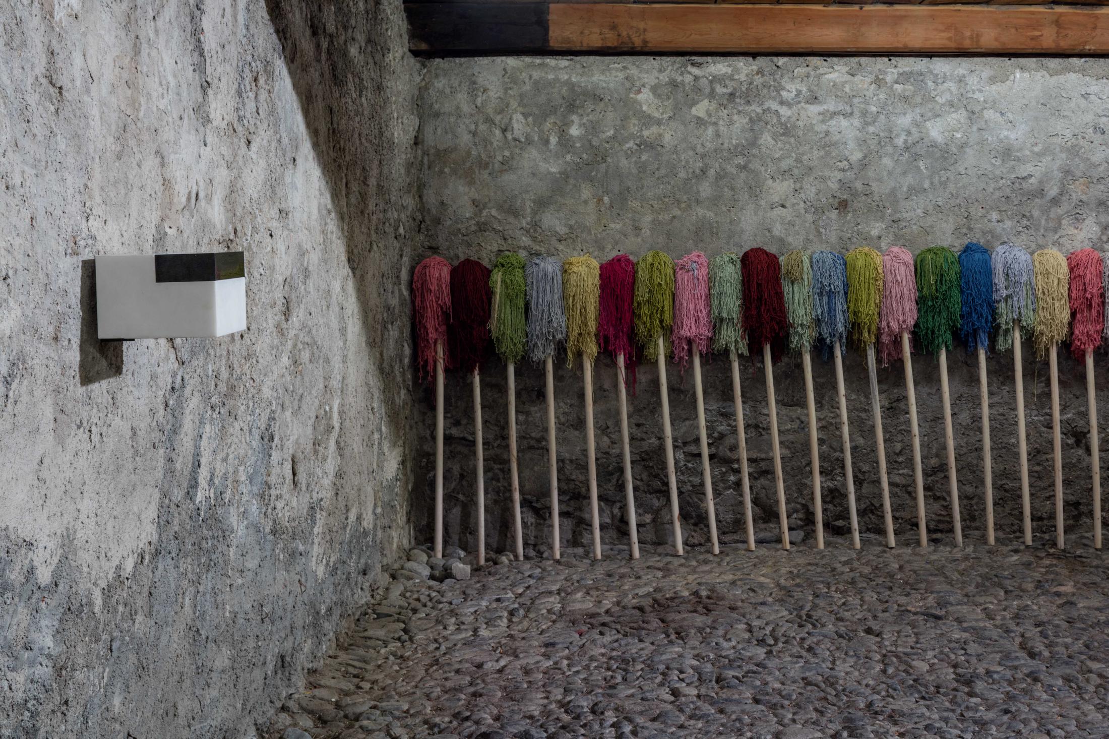 Exhibition View Li Gao Soloshow «Half and Half; view on Snuggling, 2019 and Brothers, 2015» at Stalla Madulain, Madulain, 2020 / Photo: Paulo Ricardo dos Santos Sousa / Courtesy: the artist and Stalla Madulain