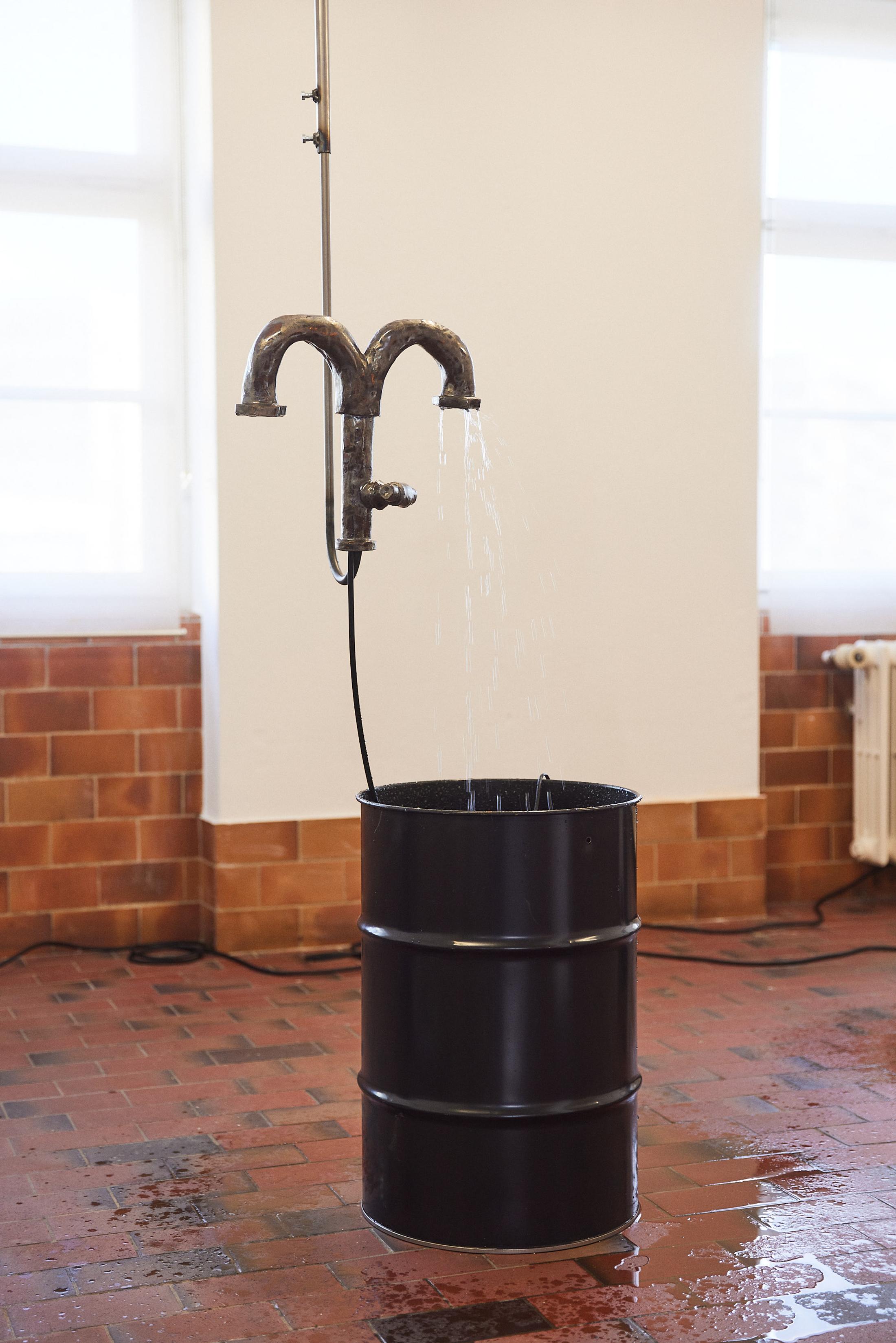 Exhibition View Lou Masduraud Solo Show «Wet Men» at Mayday, Basel, 2022 / Photo: Moritz Schermbach / Courtesy: the artist and Mayday