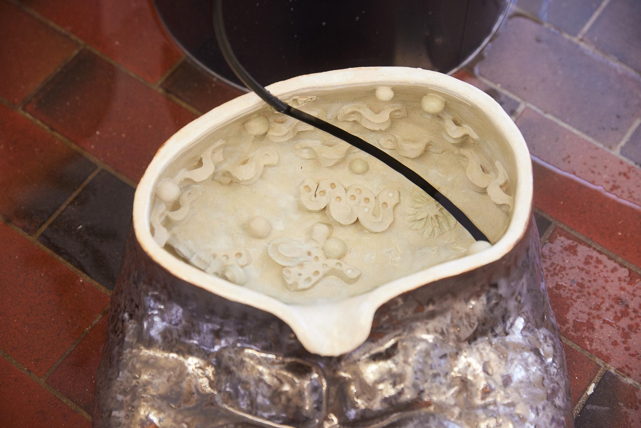 Exhibition View Lou Masduraud Solo Show «Wet Men» at Mayday, Basel, 2022 / Photo: Moritz Schermbach / Courtesy: the artist and Mayday