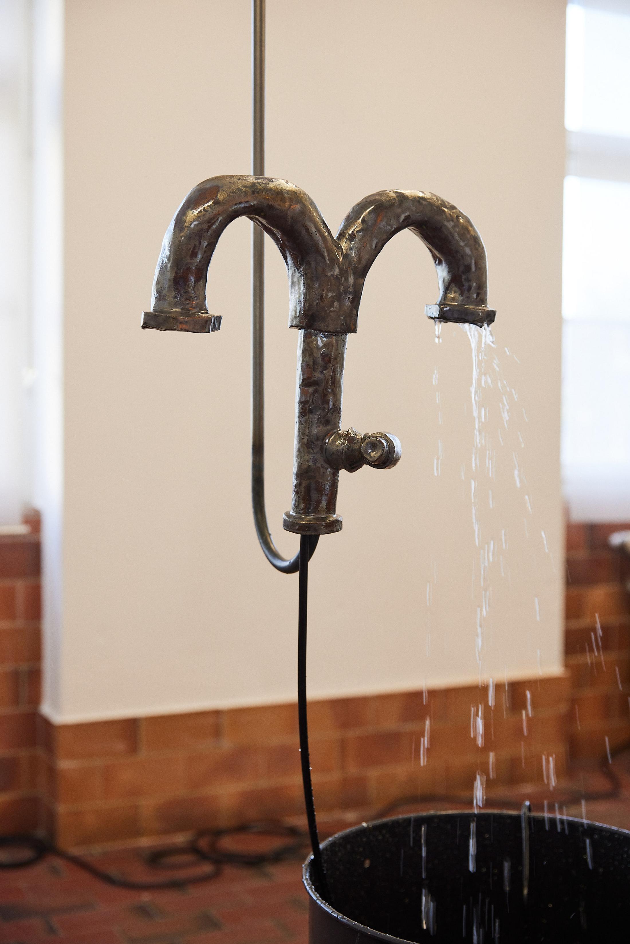 Exhibition View Lou Masduraud Solo Show «Wet Men» at Mayday, Basel, 2022 / Photo: Moritz Schermbach / Courtesy: the artist and Mayday