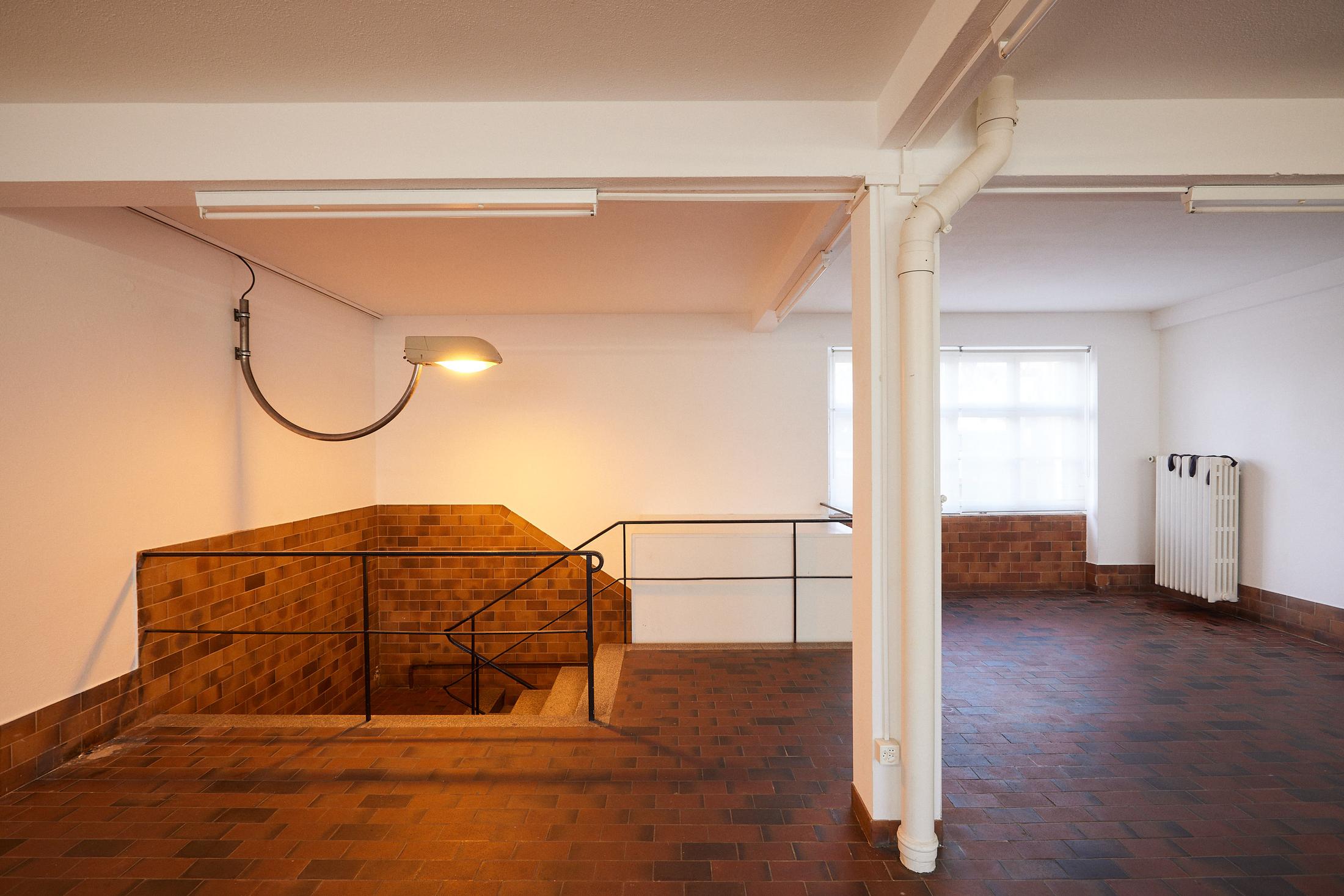 Exhibition View Lou Masduraud Solo Show «Wet Men» at Mayday, Basel, 2022 / Photo: Moritz Schermbach / Courtesy: the artist and Mayday