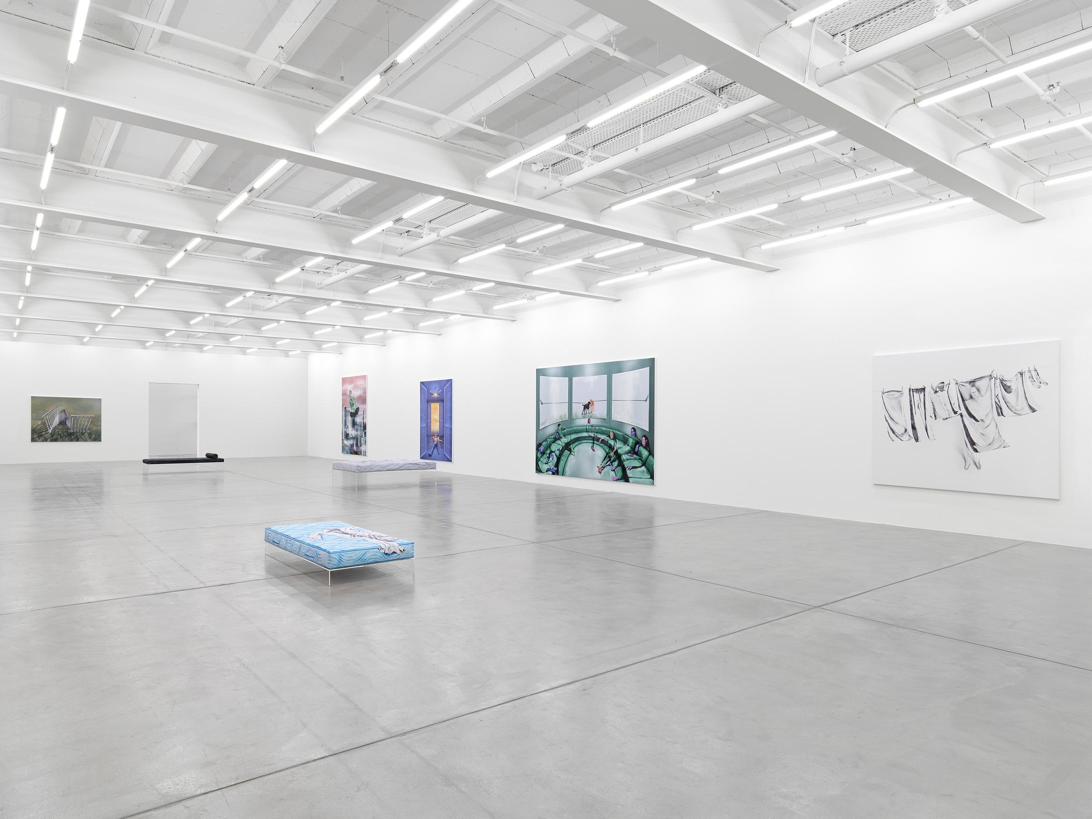 Exhibition View Louisa Gagliardi Solo Show «A Moment's Notice» at Galerie Eva Presenhuber, Maag Areal, Zurich, 2023 / Photo: Stefan Altenburger / Courtesy: the artist and Galerie Eva Presenhuber