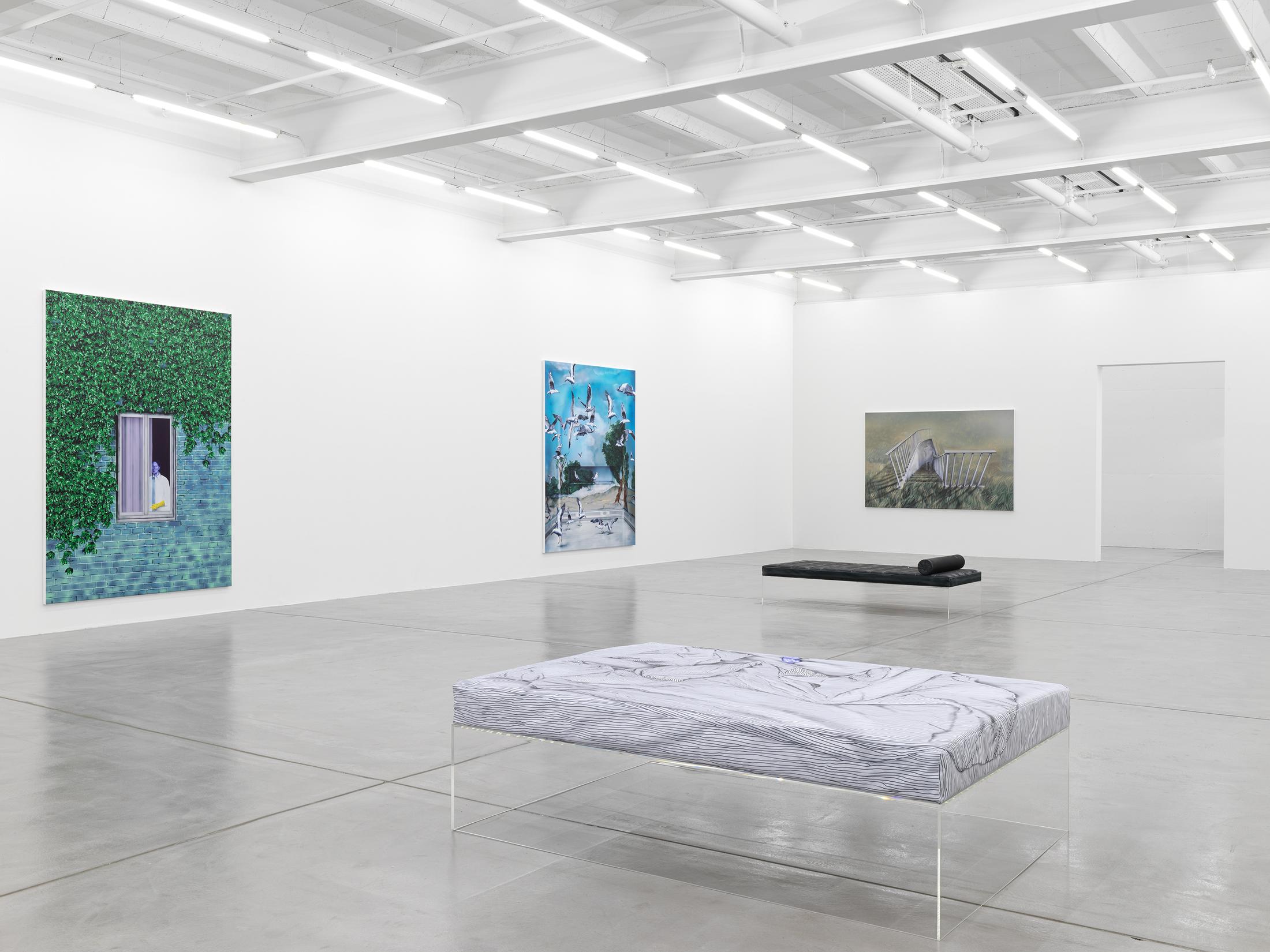 Exhibition View Louisa Gagliardi Solo Show «A Moment's Notice» at Galerie Eva Presenhuber, Maag Areal, Zurich, 2023 / Photo: Stefan Altenburger / Courtesy: the artist and Galerie Eva Presenhuber