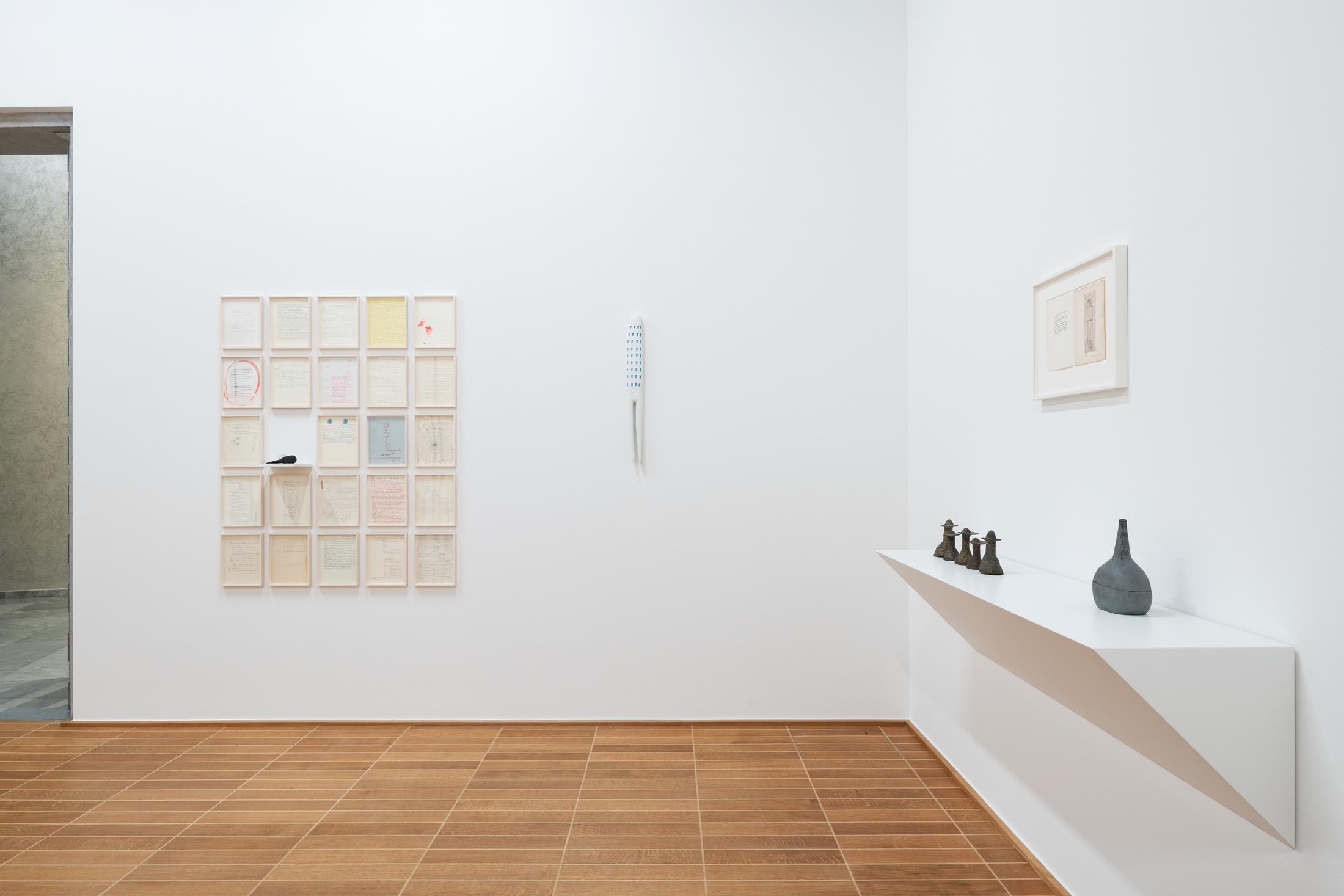 Exhibition View Louise Bourgeois x Jenny Holzer Solo Show «The Violence of Handwriting Across a Page» at Kunstmuseum Basel, Basel, 2022 / Photo: Jonas Hänggi / Courtesy: The Easton Foundation and ProLitteris