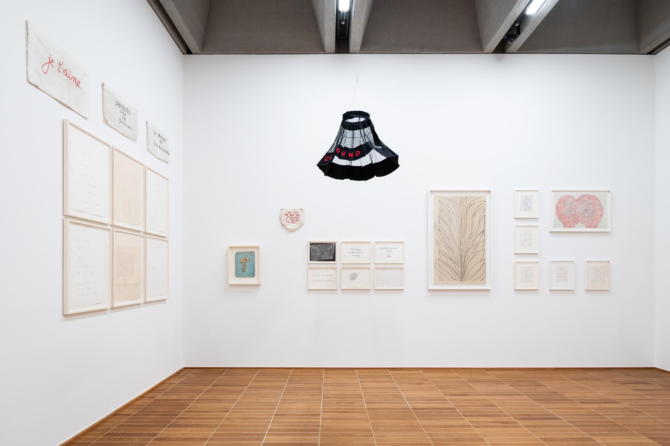 Exhibition View Louise Bourgeois x Jenny Holzer Solo Show «The Violence of Handwriting Across a Page» at Kunstmuseum Basel, Basel, 2022 / Photo: Jonas Hänggi / Courtesy: The Easton Foundation and ProLitteris