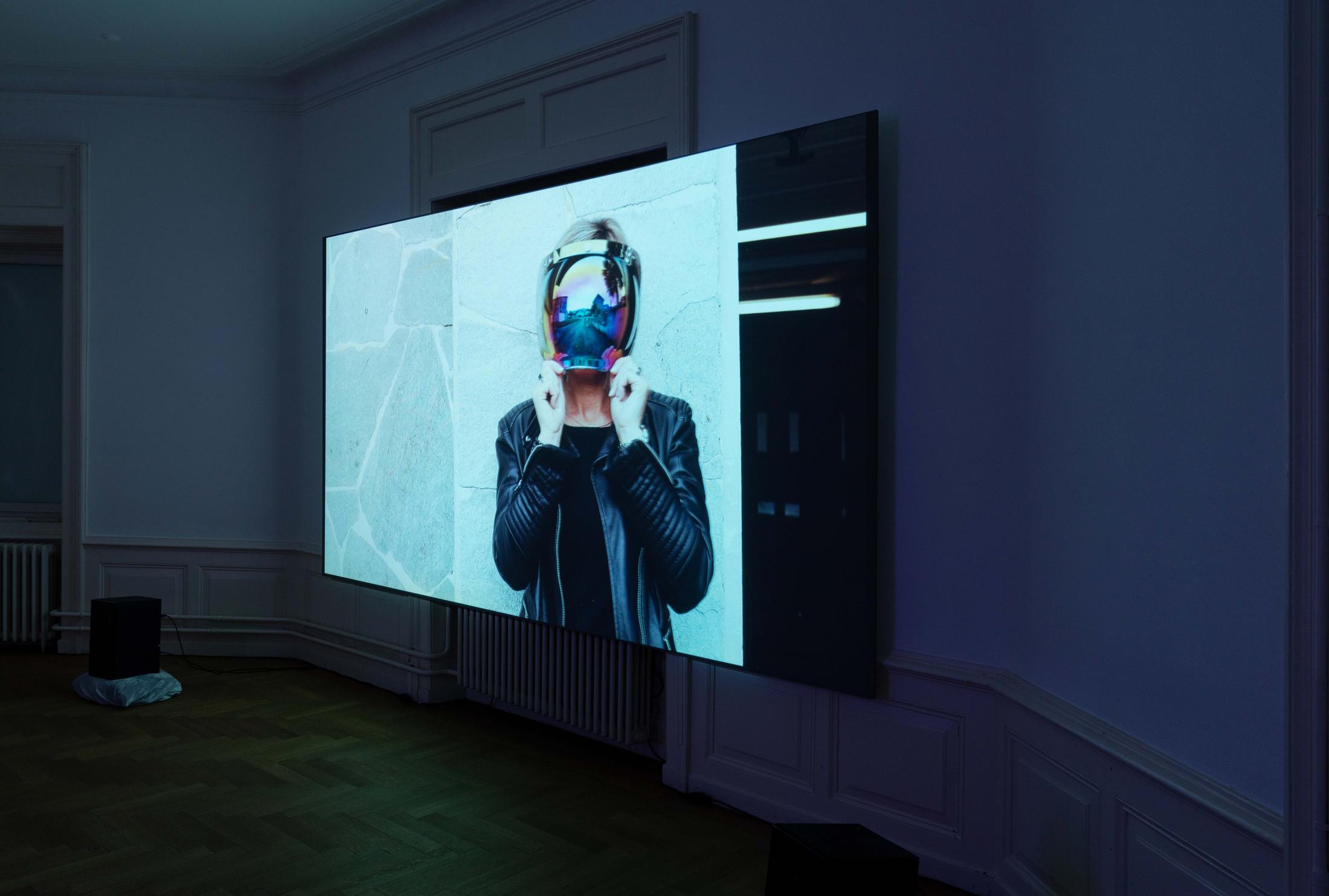 Exhibition View Maëlle Gross Soloshow «HotHeads» at Kunsthaus Langenthal, Langenthal, 2020 / Photo: CE / Courtesy: the artist and Kunsthaus Langenthal