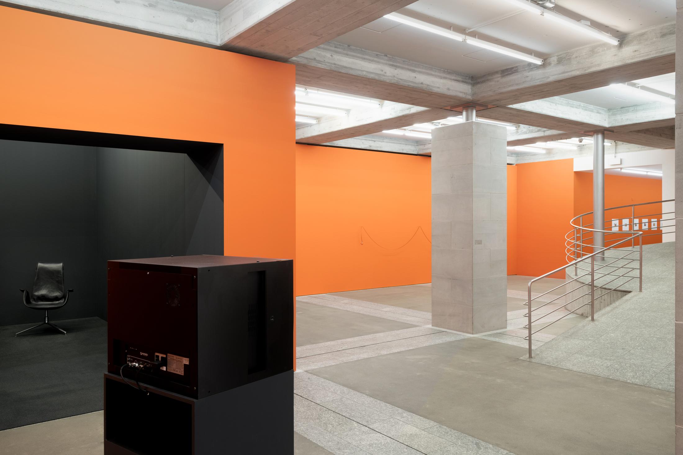 Exhibition View Manon de Boer Solo Show «Che bella voce» at Kunstmuseum St. Gallen, St. Gallen, 2022 / Photo: Sebastian Stadler / Courtesy: the artist and Kunstmuseum St. Gallen