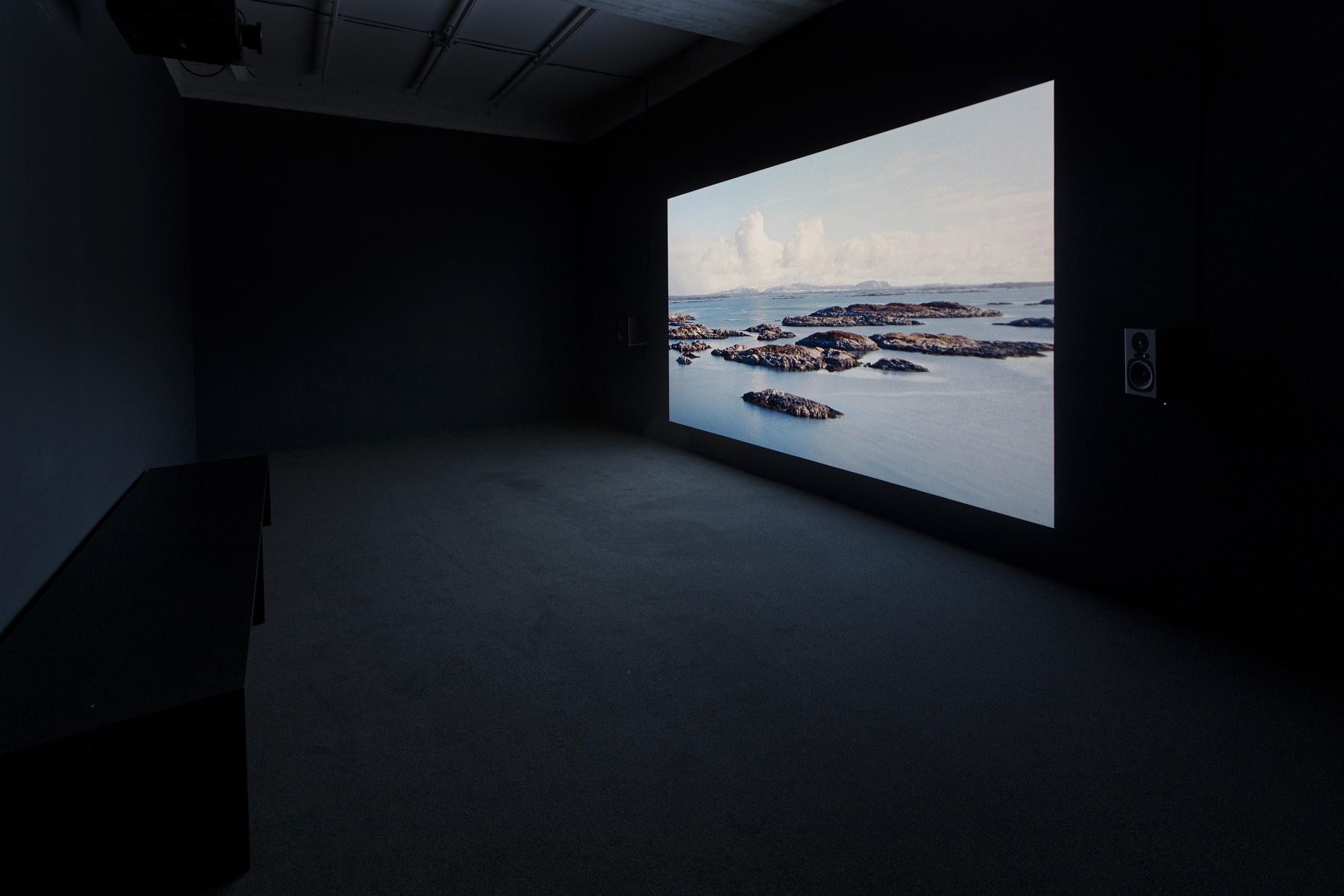 Exhibition View Manon de Boer Solo Show «Che bella voce; view on Manon de Boer, An Experiment in Leisure, 2016–2019» at Kunstmuseum St. Gallen, St. Gallen, 2022 / Photo: Stefan Rohner / Courtesy: the artist and Jan Mot