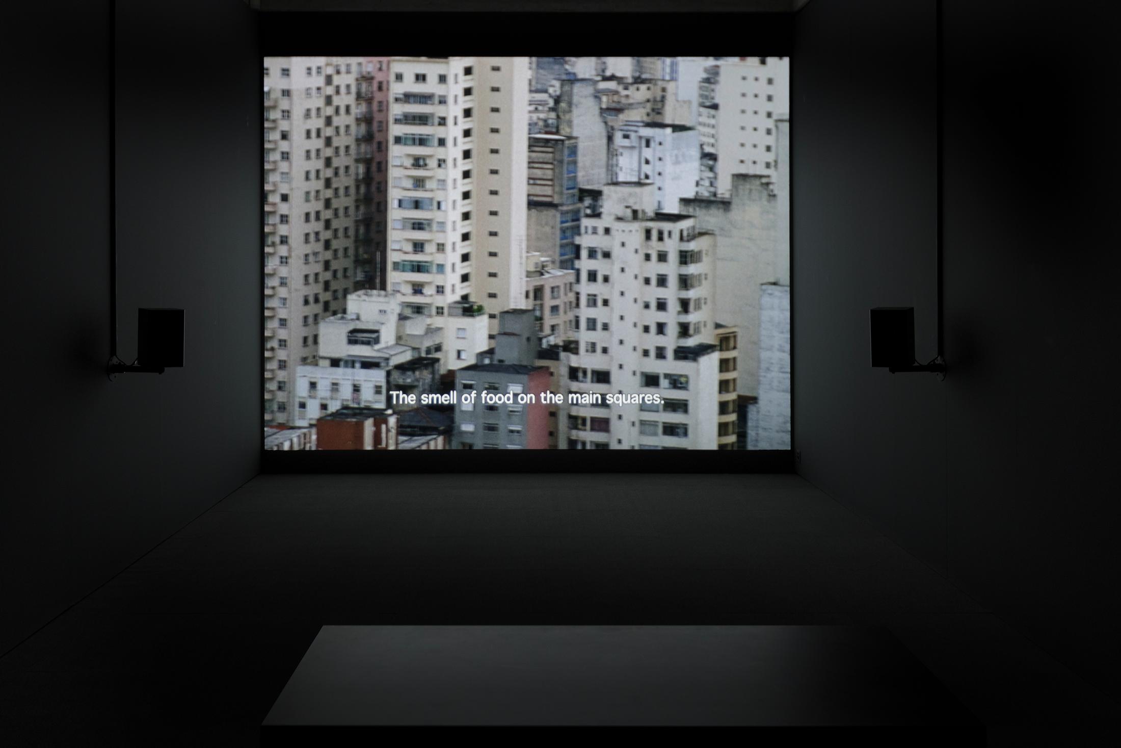 Exhibition View Manon de Boer Solo Show «Che bella voce; view on Manon de Boer, Resonating Surfaces, 2005» at Kunstmuseum St. Gallen, St. Gallen, 2022 / Photo: Stefan Rohner / Courtesy: the artist and Jan Mot