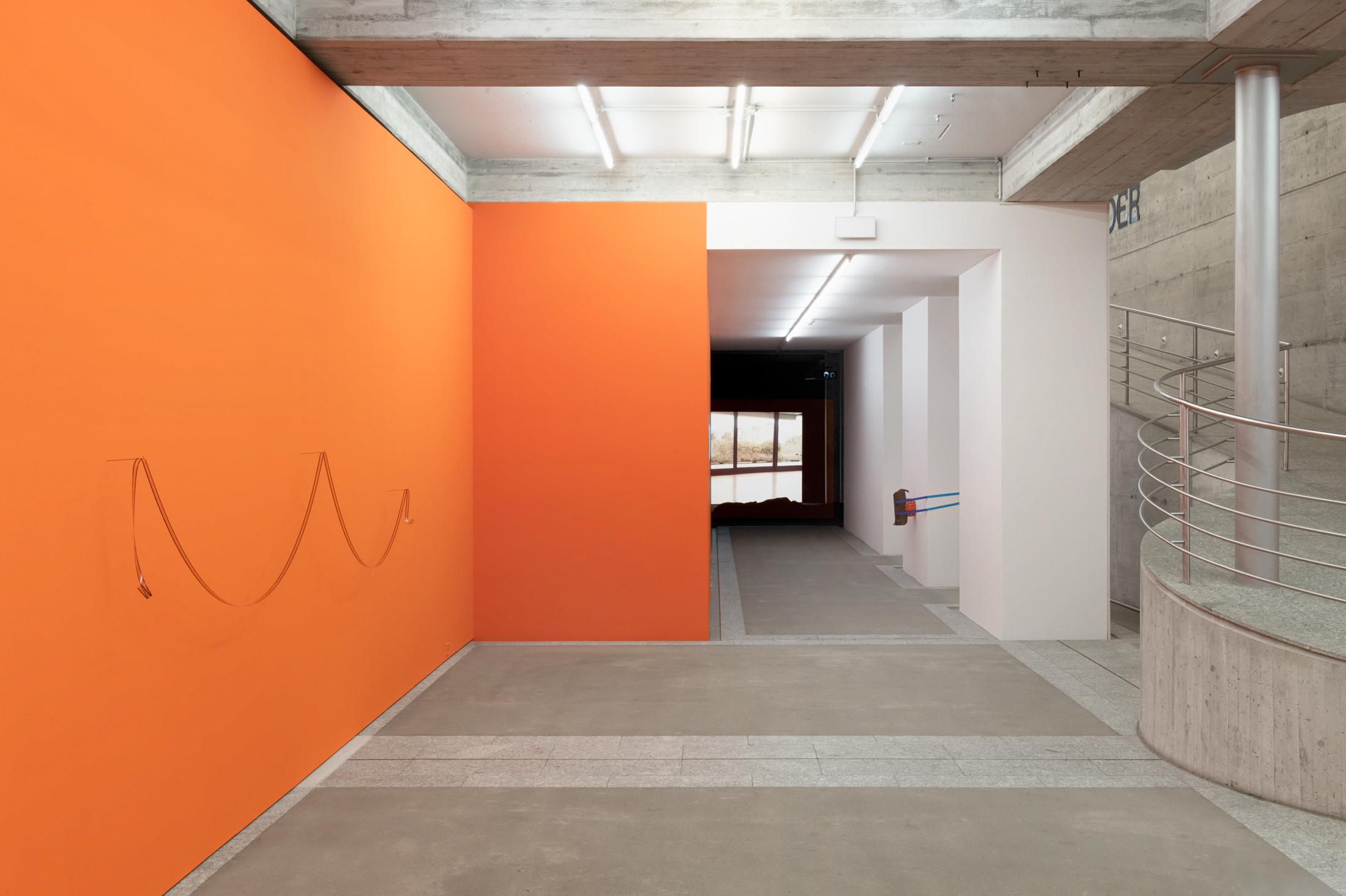 Exhibition View Manon de Boer Solo Show «Che bella voce» at Kunstmuseum St. Gallen, St. Gallen, 2022 / Photo: Sebastian Stadler / Courtesy: the artist and Kunstmuseum St. Gallen