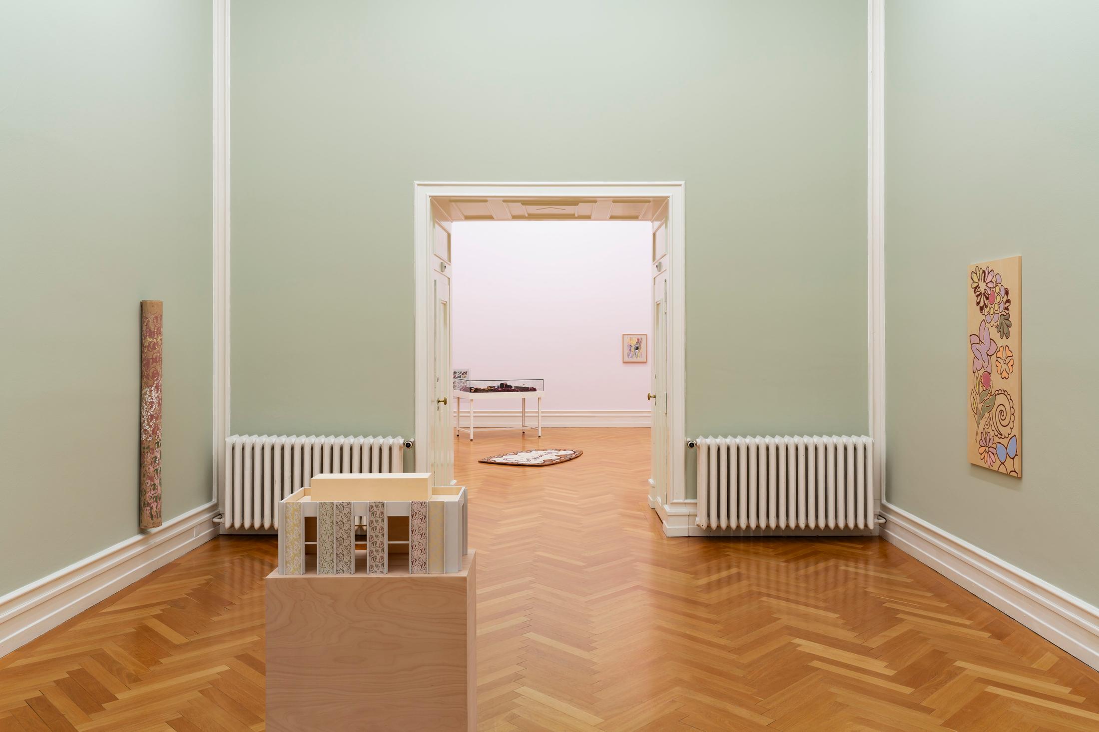 Exhibition View Marc Camille Chaimowicz Soloshow «Dear Valérie…» at Kunsthalle Bern, Bern, 2020 / Photo: Gunnar Meier / Courtesy: the artist and Kunsthalle Bern