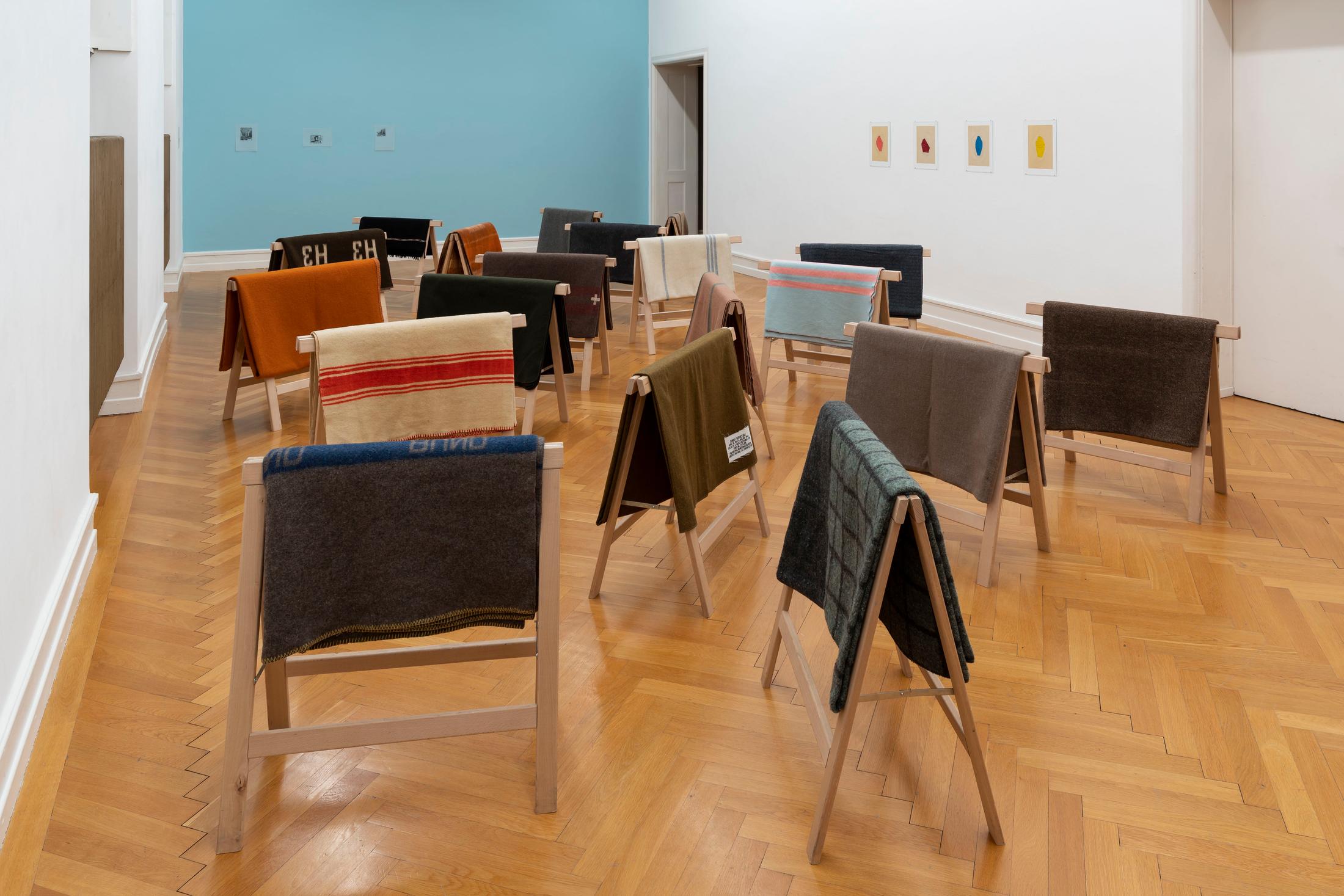 Exhibition View Marc Camille Chaimowicz Soloshow «Dear Valérie…; view on Andréa Sparta, Couvertures, 2019» at Kunsthalle Bern, Bern, 2020 / Photo: Gunnar Meier / Courtesy: the artist and Kunsthalle Bern