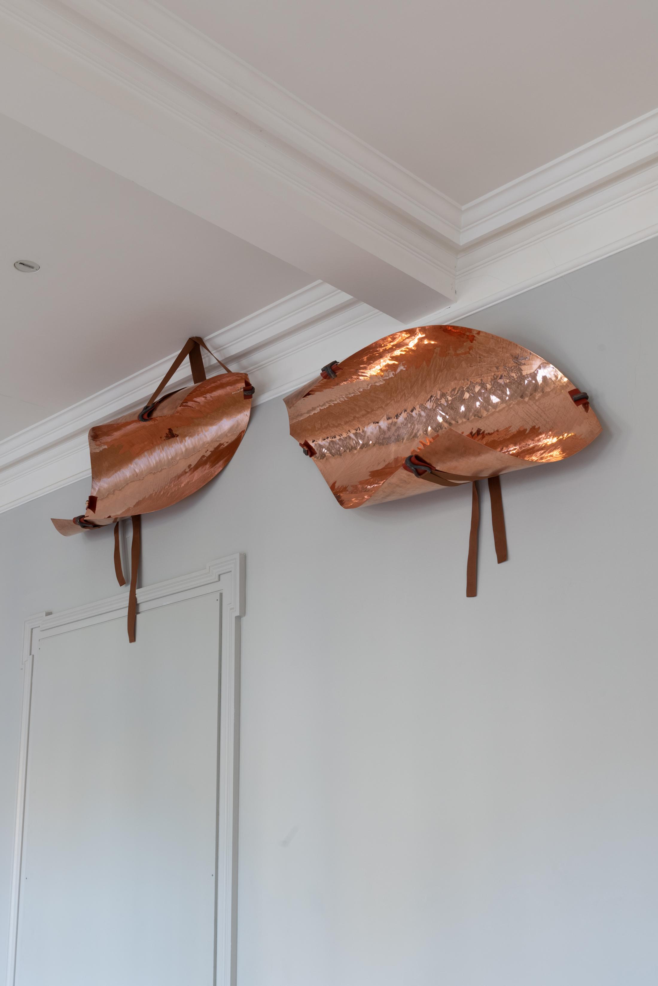 Exhibition View Marie Lund Solo Show «The Falling; view on Marie Lund, Sills, 2021 (Detail)» at Kunstmuseum St. Gallen, 2021-2022 / Photo: Sebastian Stadler / Courtesy: the artist, Croy Nielsen, Vienna and Galleri Nicolai Wallner, Copenhagen