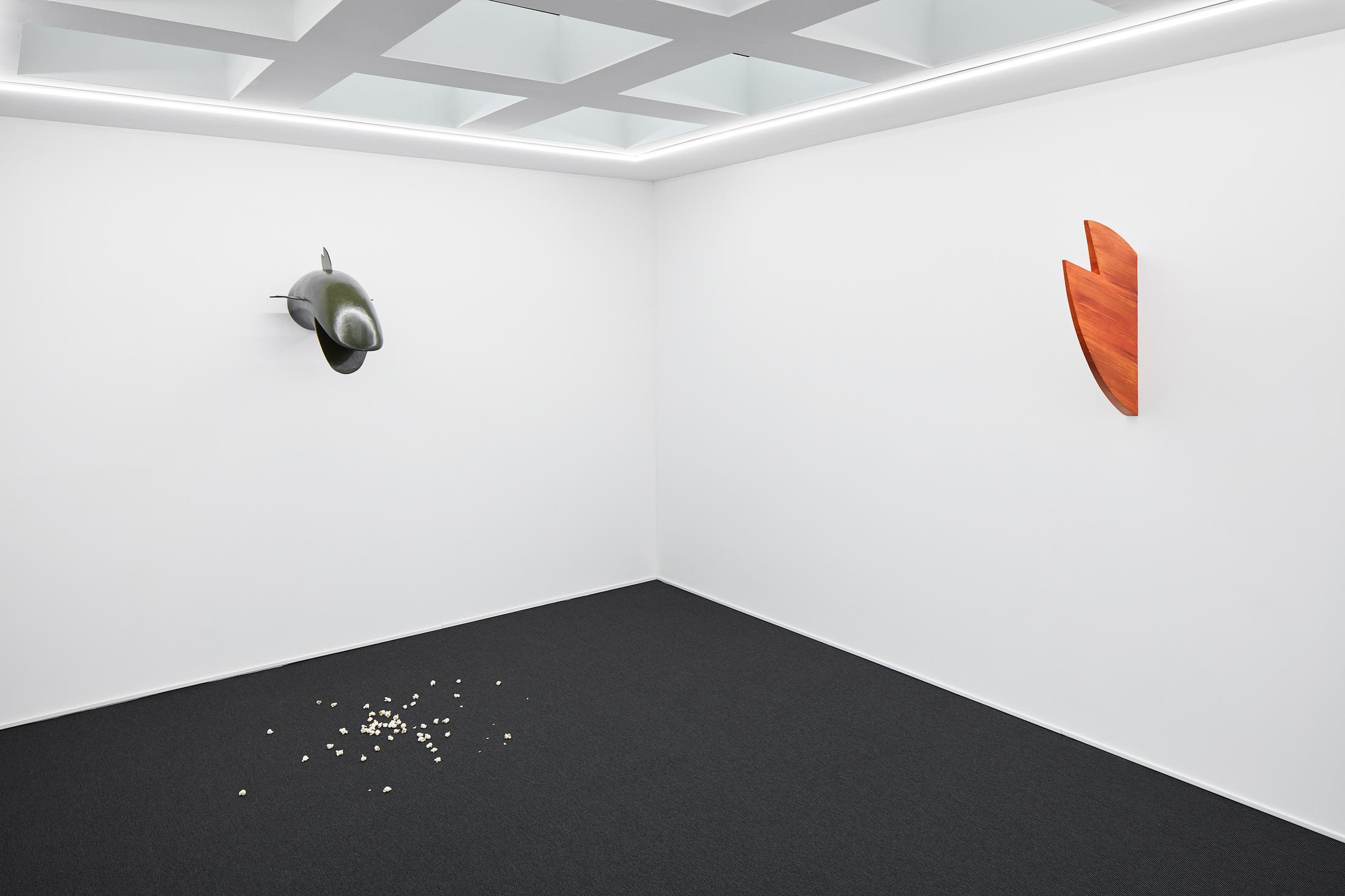 Exhibition View Marta Margnetti and Alfredo Aceto Groupshow at Galerie Lange + Pult, Zurich, 2019 / Photo: Sully Balmassière / Courtesy: the artist and Galerie Lange + Pult