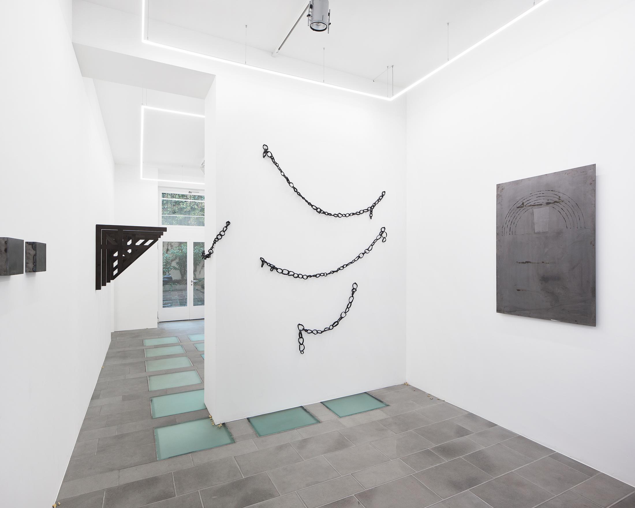 Exhibition View Marta Margnetti and Alfredo Aceto Groupshow at Galerie Lange + Pult, Zurich, 2019 / Photo: Sully Balmassière / Courtesy: the artist and Galerie Lange + Pult