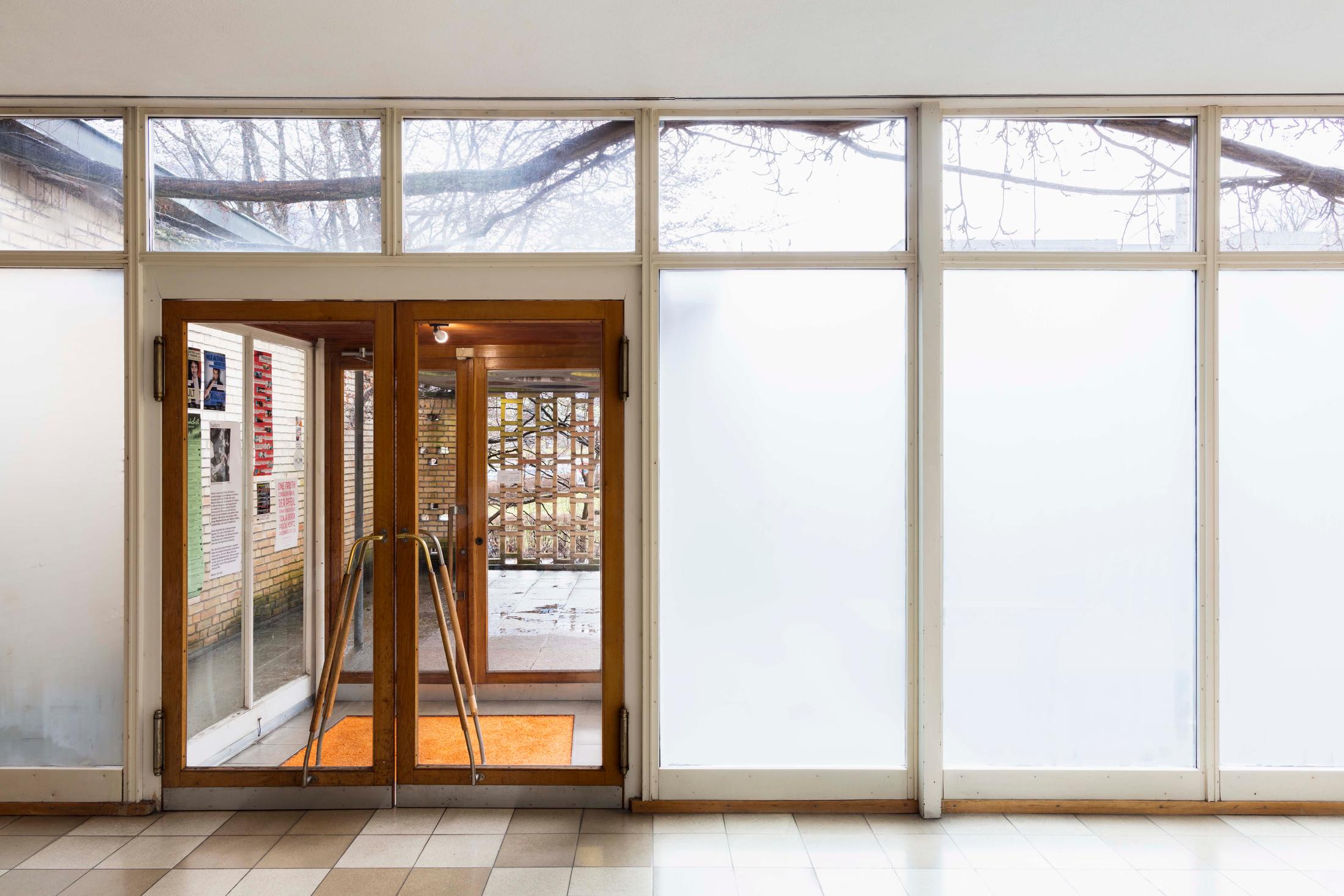 Exhibition View Marta Riniker-Radich "We, on the Other Hand, Can Do Everything Remotely, 2018" at Kunsthaus Glarus / Photo: Gunnar Meier / Courtesy: the artist