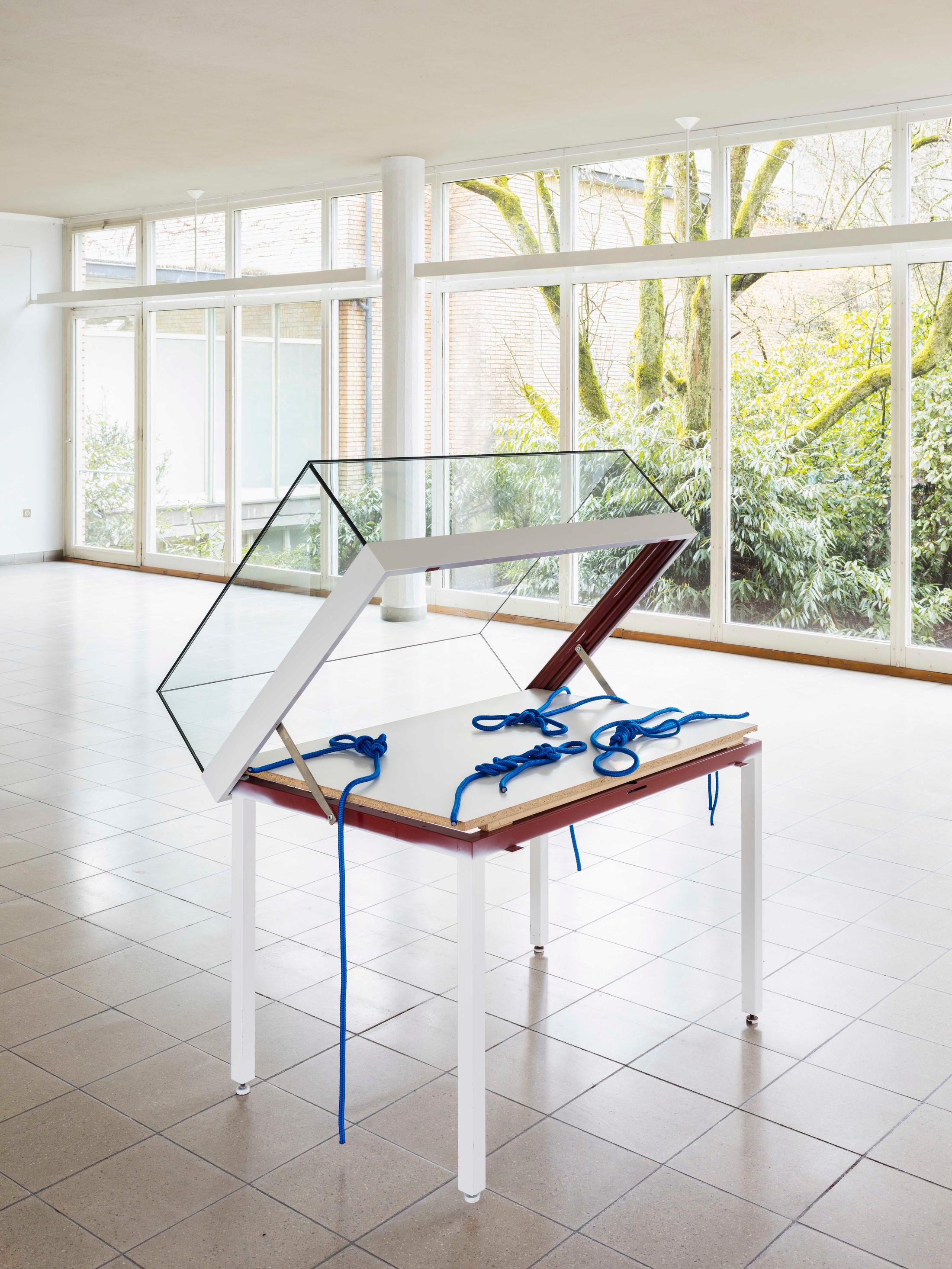 Exhibition View Marta Riniker-Radich "It’s better to know a knot and not need it, than to need a knot and not know it, 2018" at Kunsthaus Glarus / Photo: Gunnar Meier / Courtesy: the artist