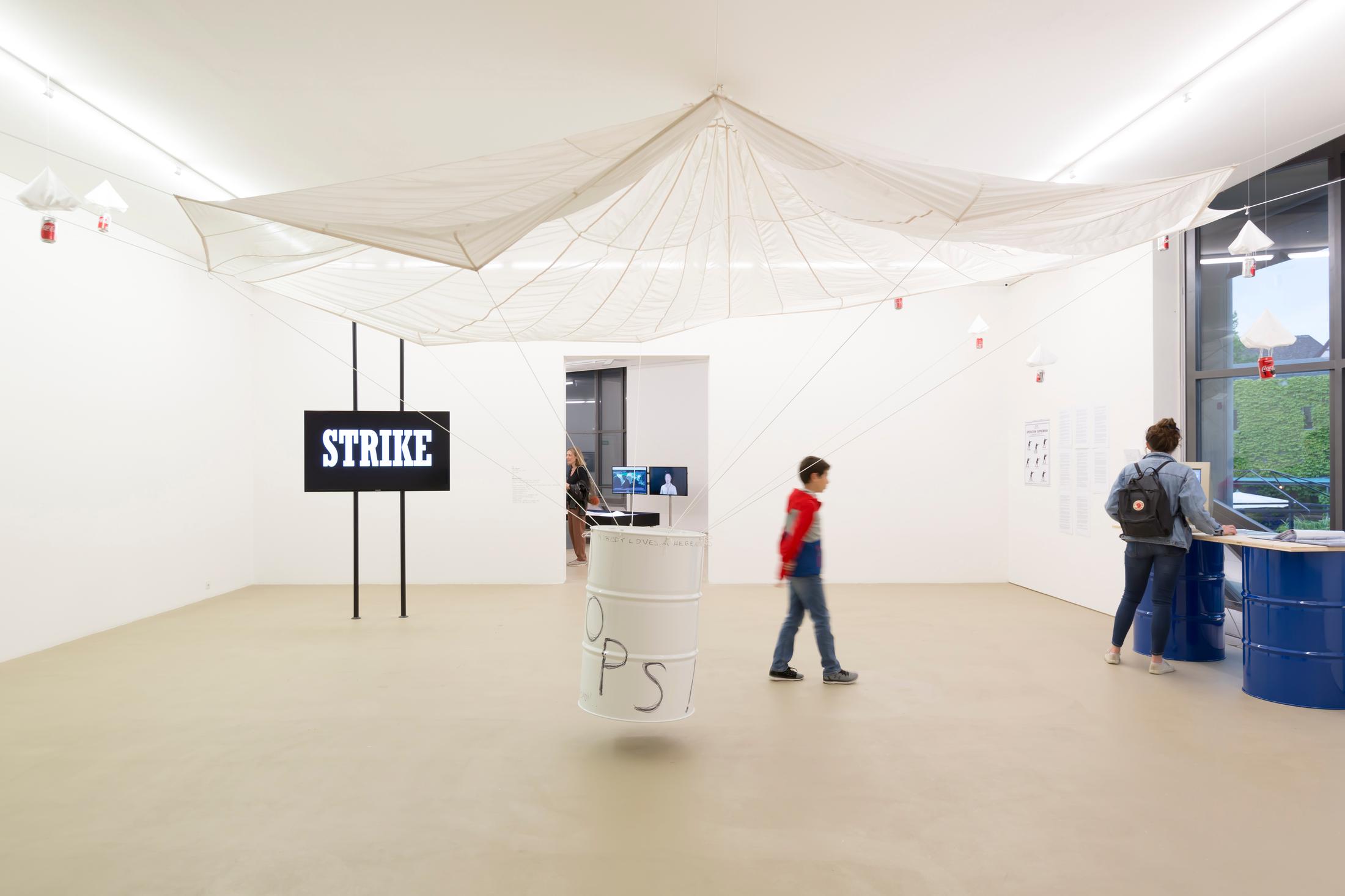 Exhibition View Martha Rosler and Hito Steyerl "War Games" at Kunstmuseum Basel Gegenwart 2018 / Photo: Julian Salinas