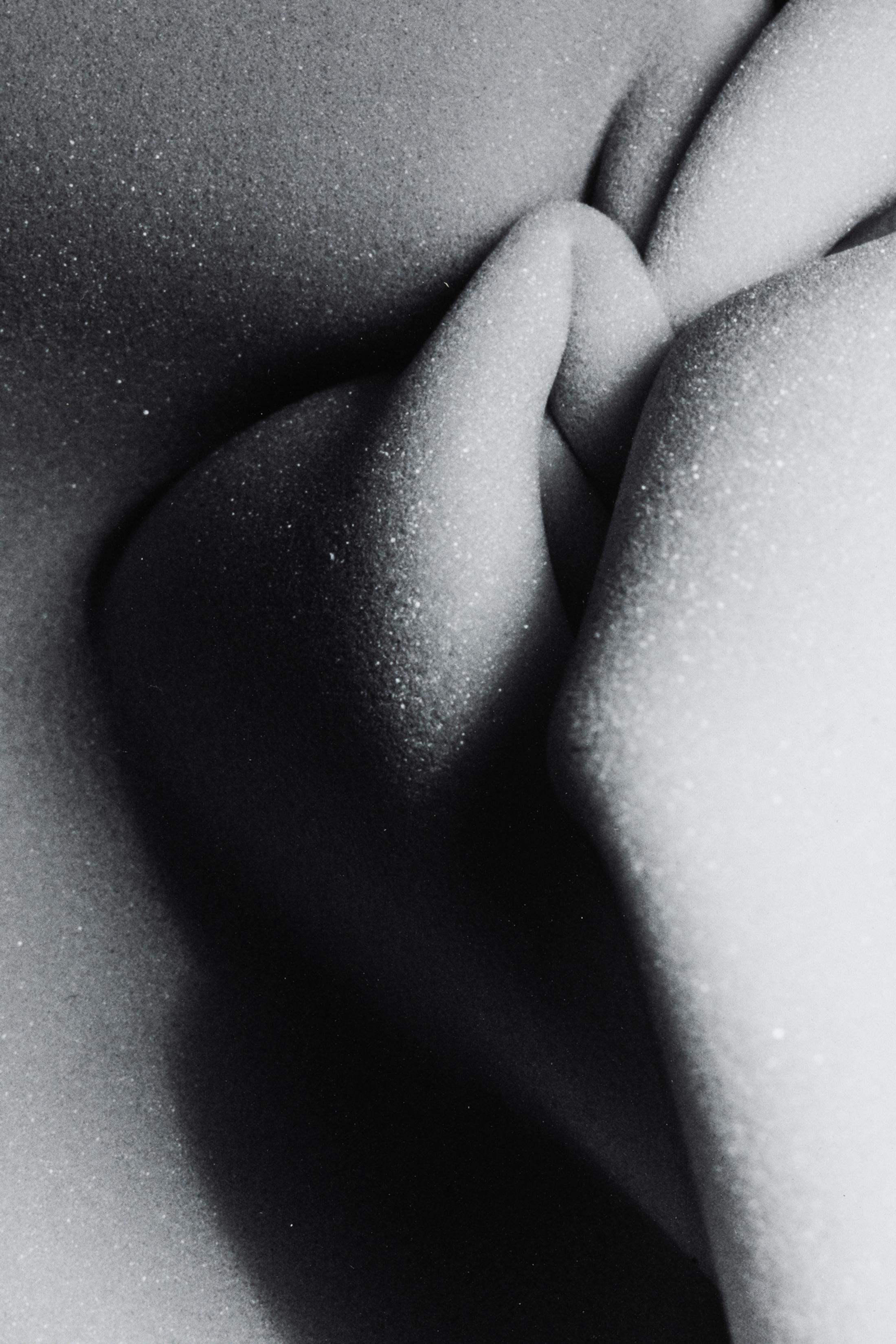 Exhibition View Group Show «Under my Skin; view on Martín Soto Climént, Marea de espuma, 2015» at Last Tango, Zurich, 2022 / Photo: Kilian Bannwart / Courtesy: the artist and Last Tango