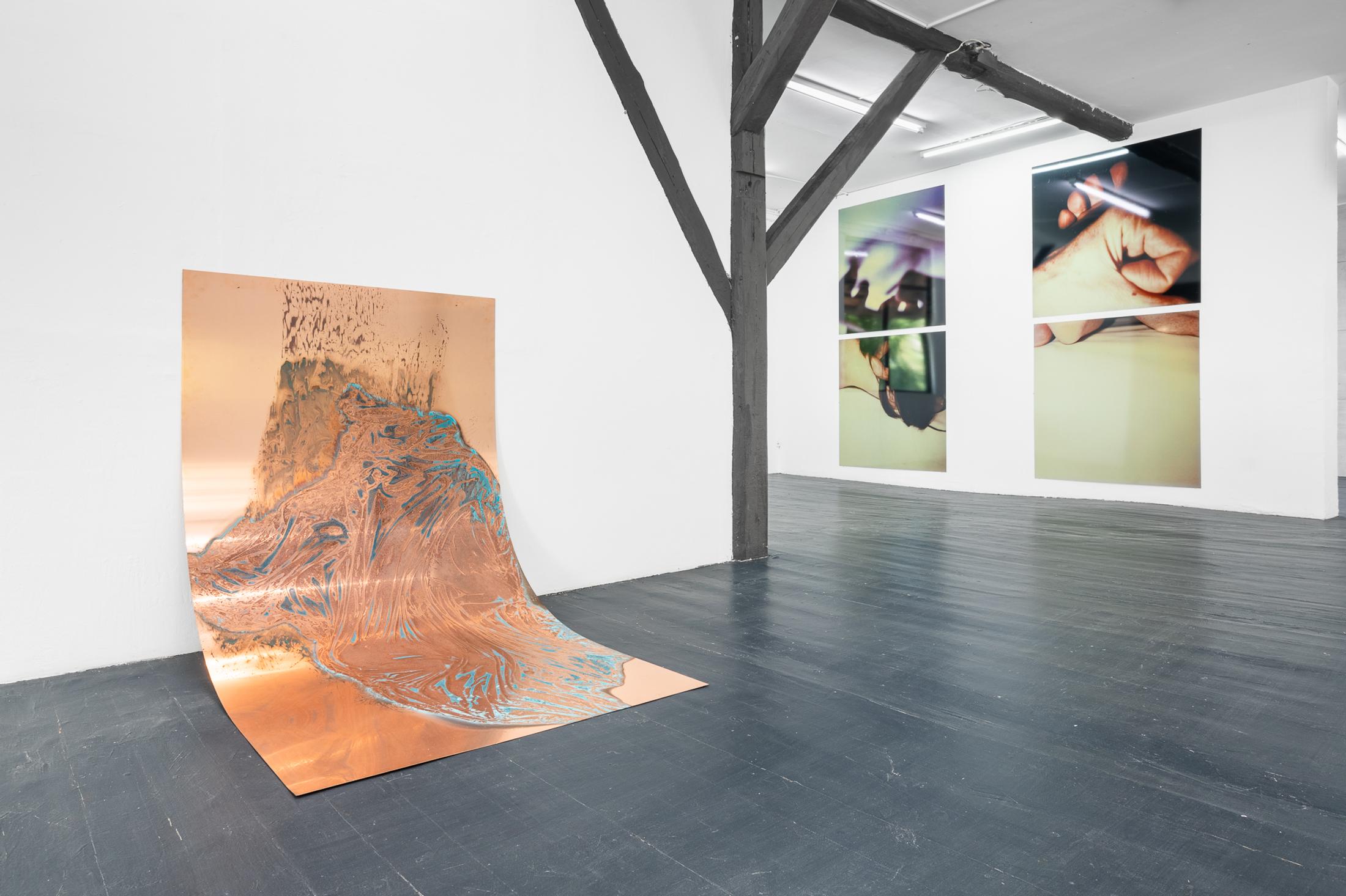 Exhibition View Group Show «Under my Skin» at Last Tango, Zurich, 2022 / Photo: Kilian Bannwart / Courtesy: the artists and Last Tango
