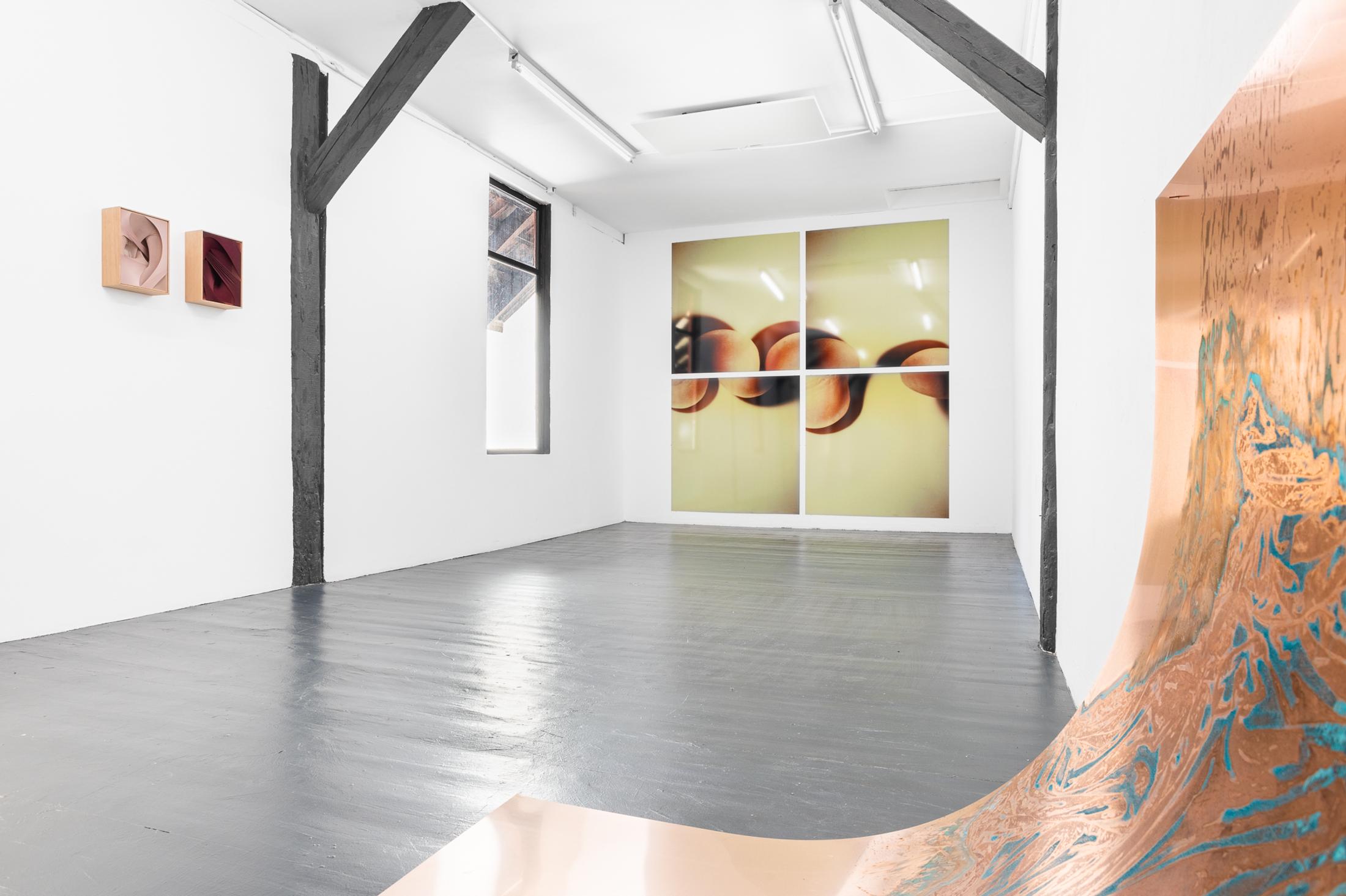 Exhibition View Group Show «Under my Skin» at Last Tango, Zurich, 2022 / Photo: Kilian Bannwart / Courtesy: the artists and Last Tango