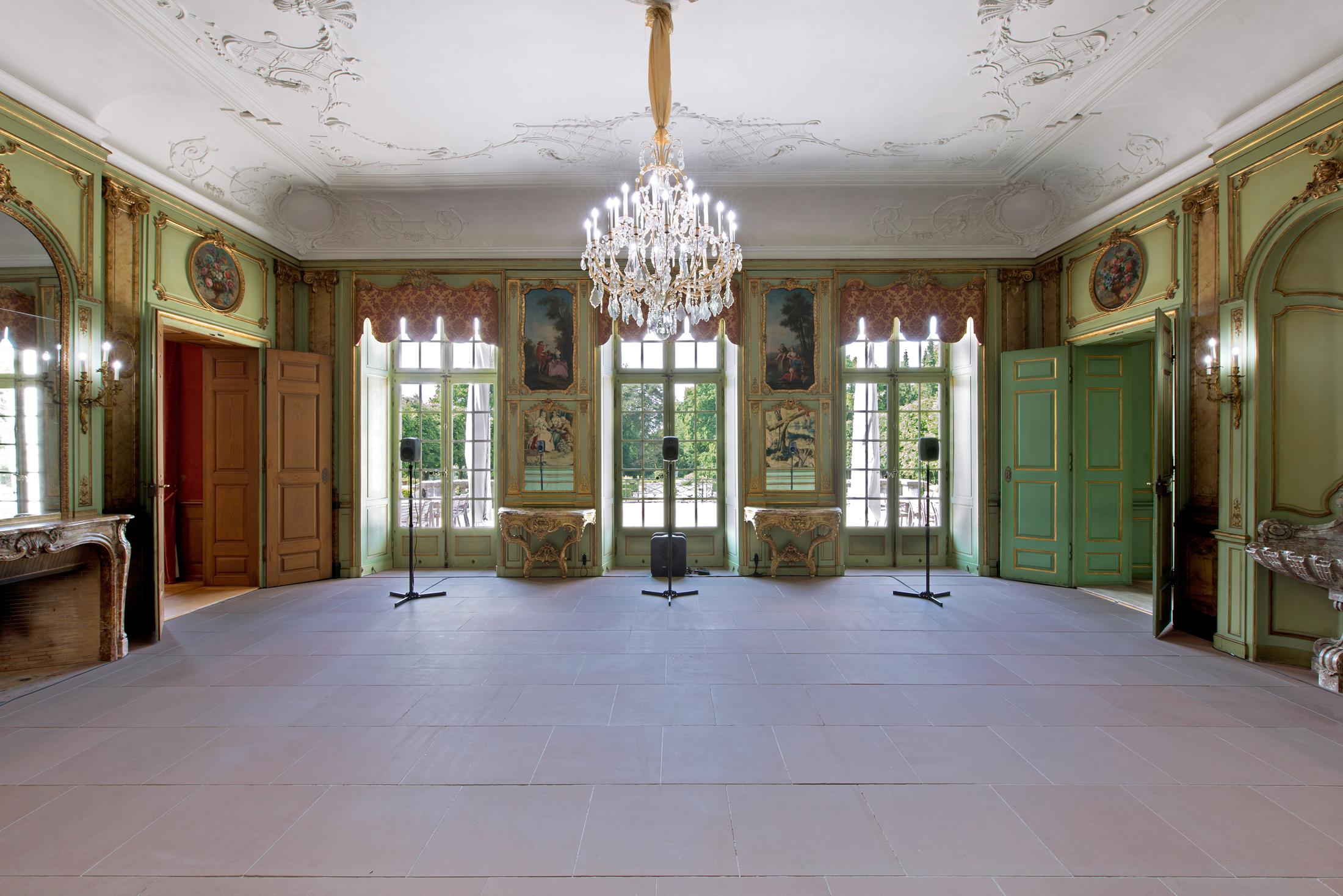 Exhibition View Matthias Liechti Soloshow «Kaltes klares Wasser» at Villa Wenkenhof, Basel, 2019 / Photo: Claude Barrault / Courtesy: the artist