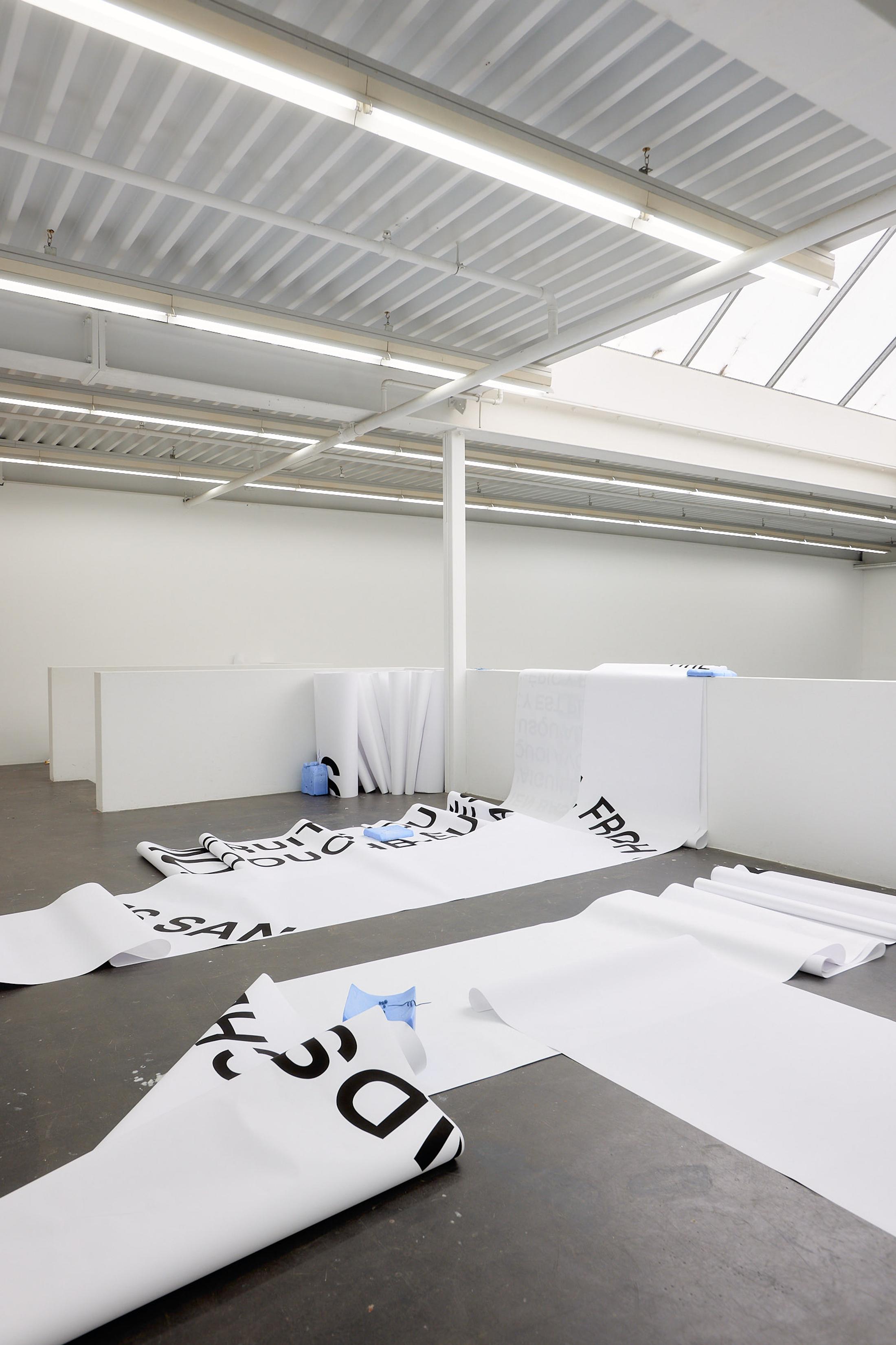 Exhibition View Maude Léonard-Contant Solo Show «Digs; view on Maude Léonard-Contant, Paperweight, 2022» at Kunsthaus Baselland, Baselland, 2022 / Photo: Moritz Schermbach / Courtesy: the artist and Kunsthaus Baselland